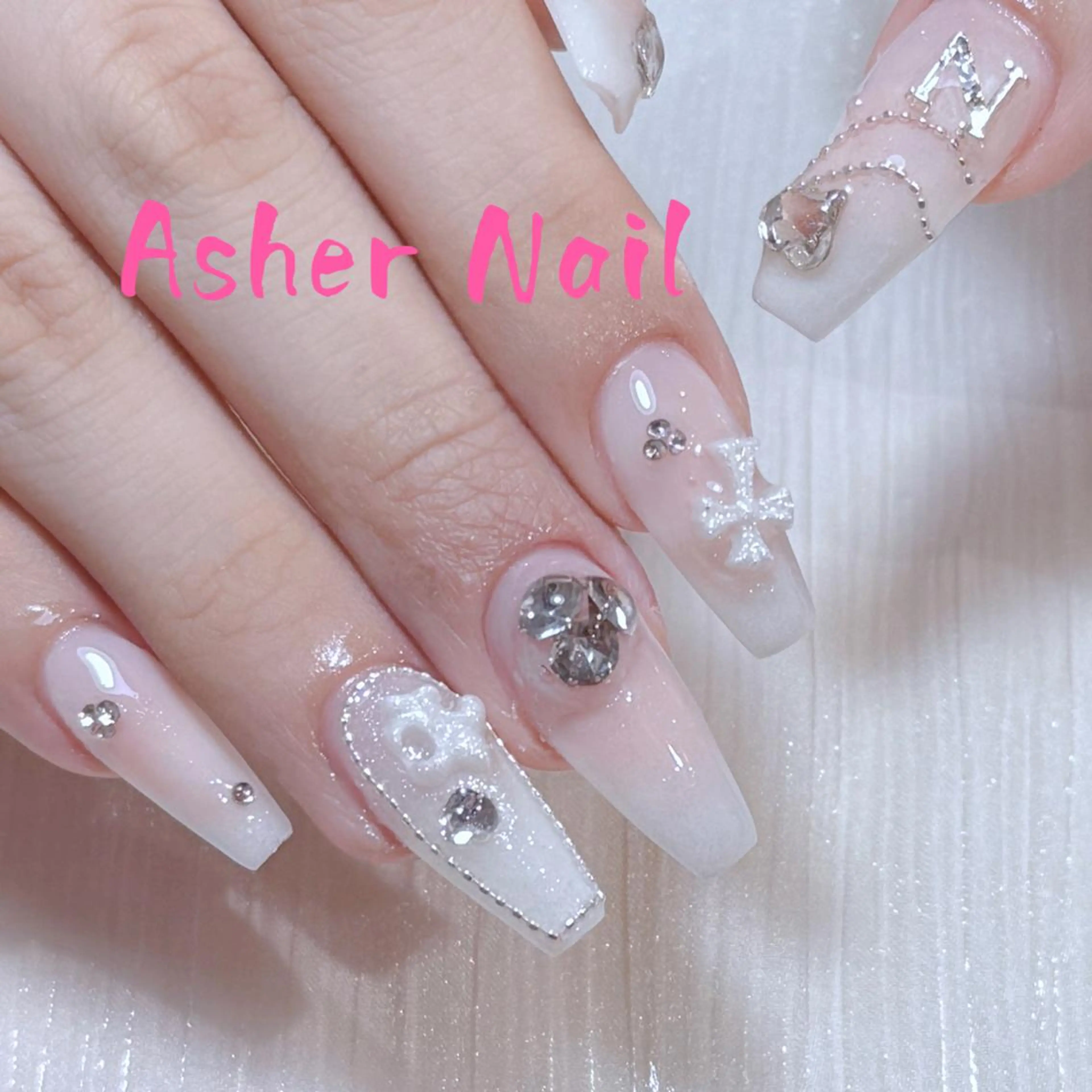 ネイル ハンドネイル ハンドケア Asher-HIKA 🌞のネイルデザイン