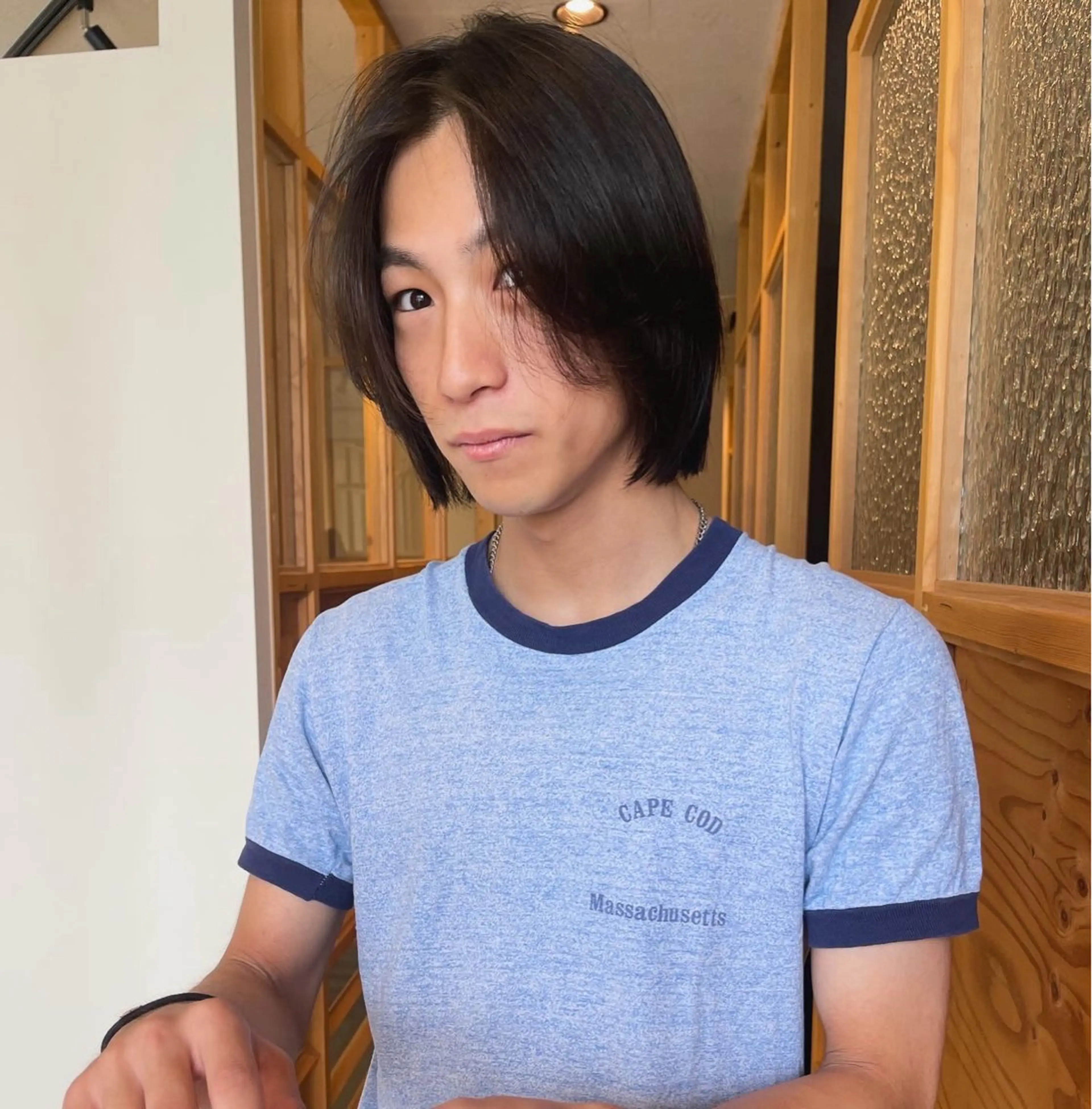 ショート oma　袮次金 鈴香のヘアスタイル