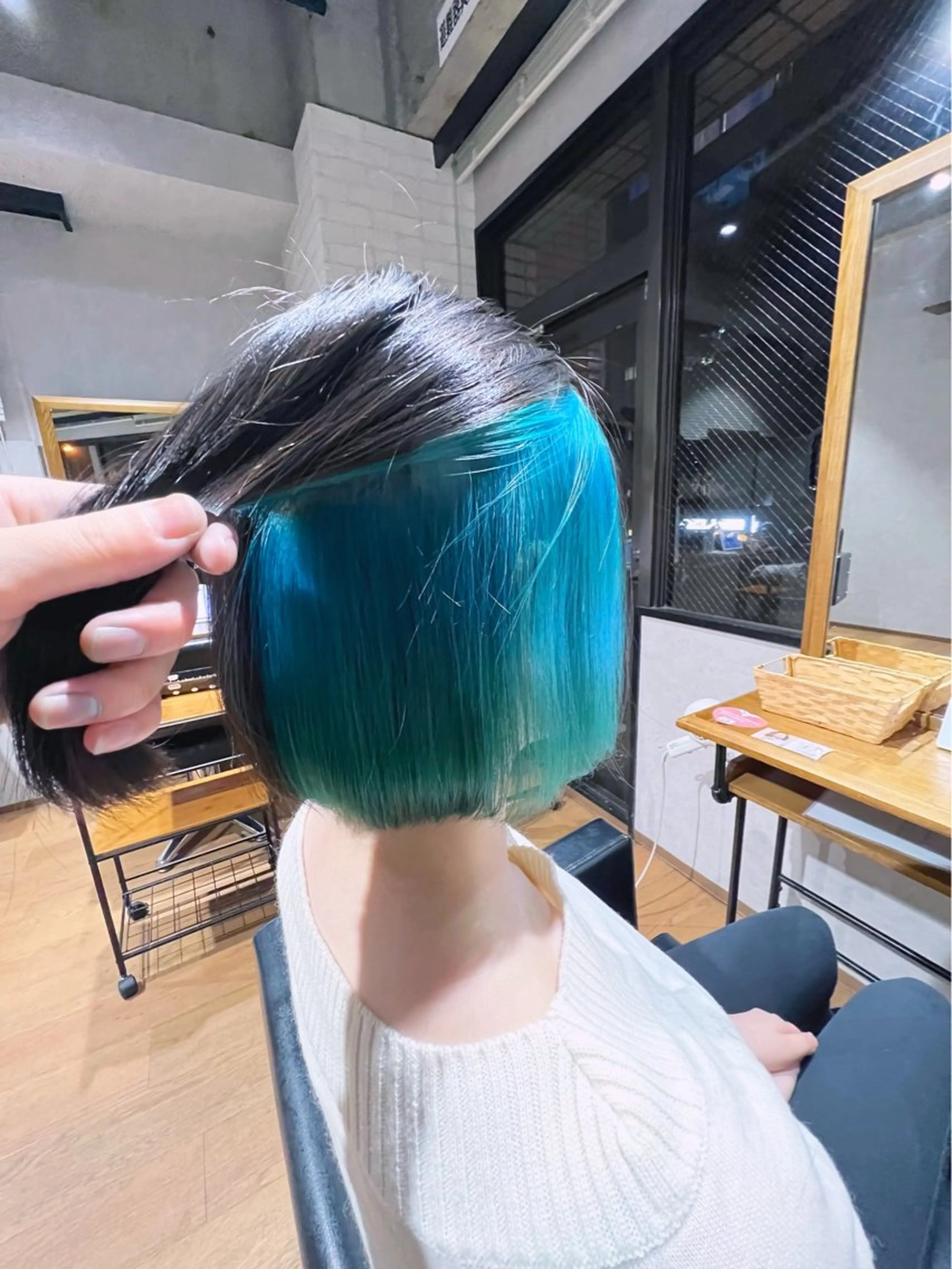 ショート カラー ブルーカラー インナーカラー カット ヘアカラー ✨ハイトーン カラー福岡拓也✨のヘアスタイル