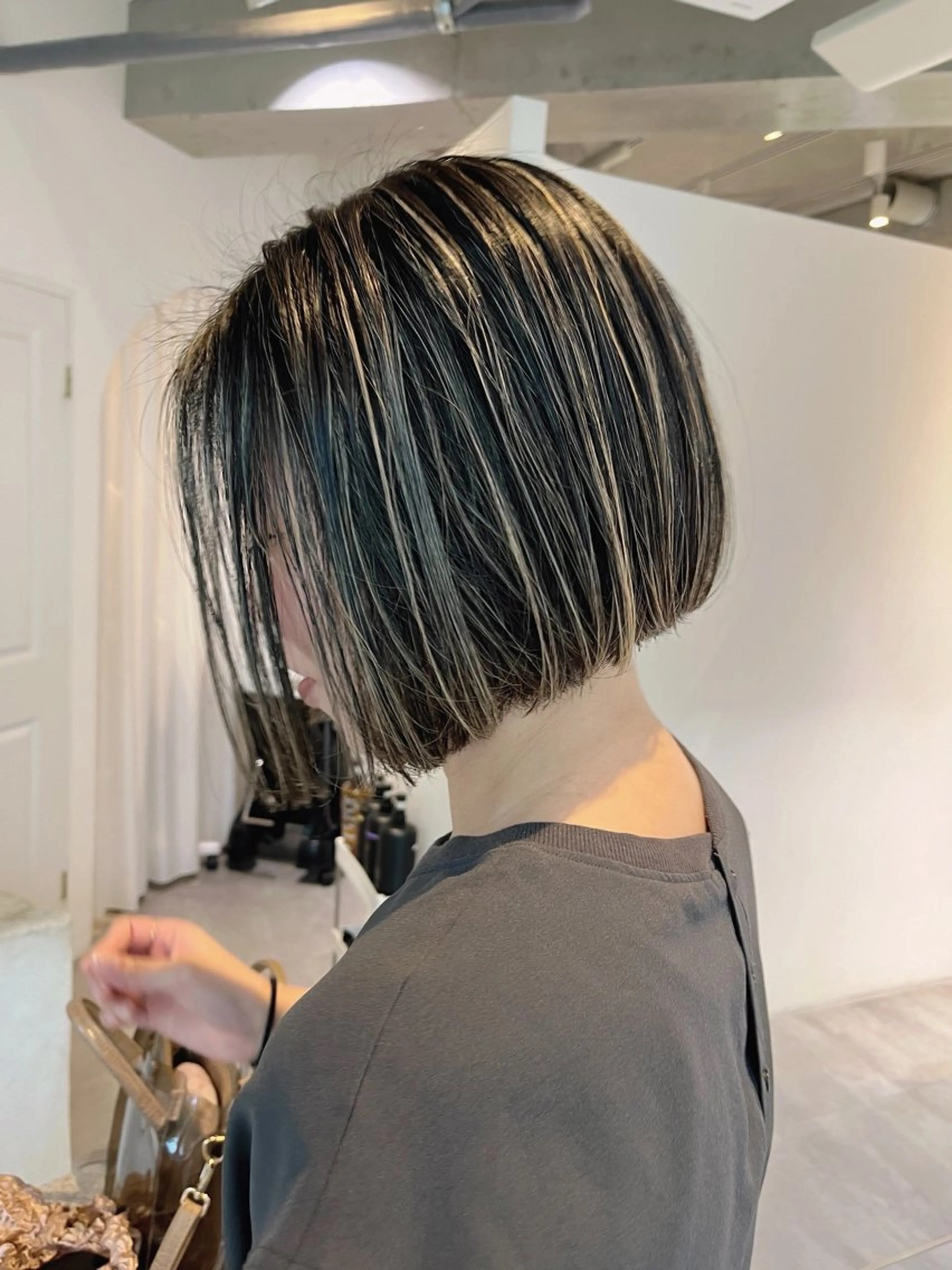 ミディアム ハイライト カット ヘアカラー トリートメント loe 薬院本店【ロエ】所属・早稲田 千尋のヘアスタイル