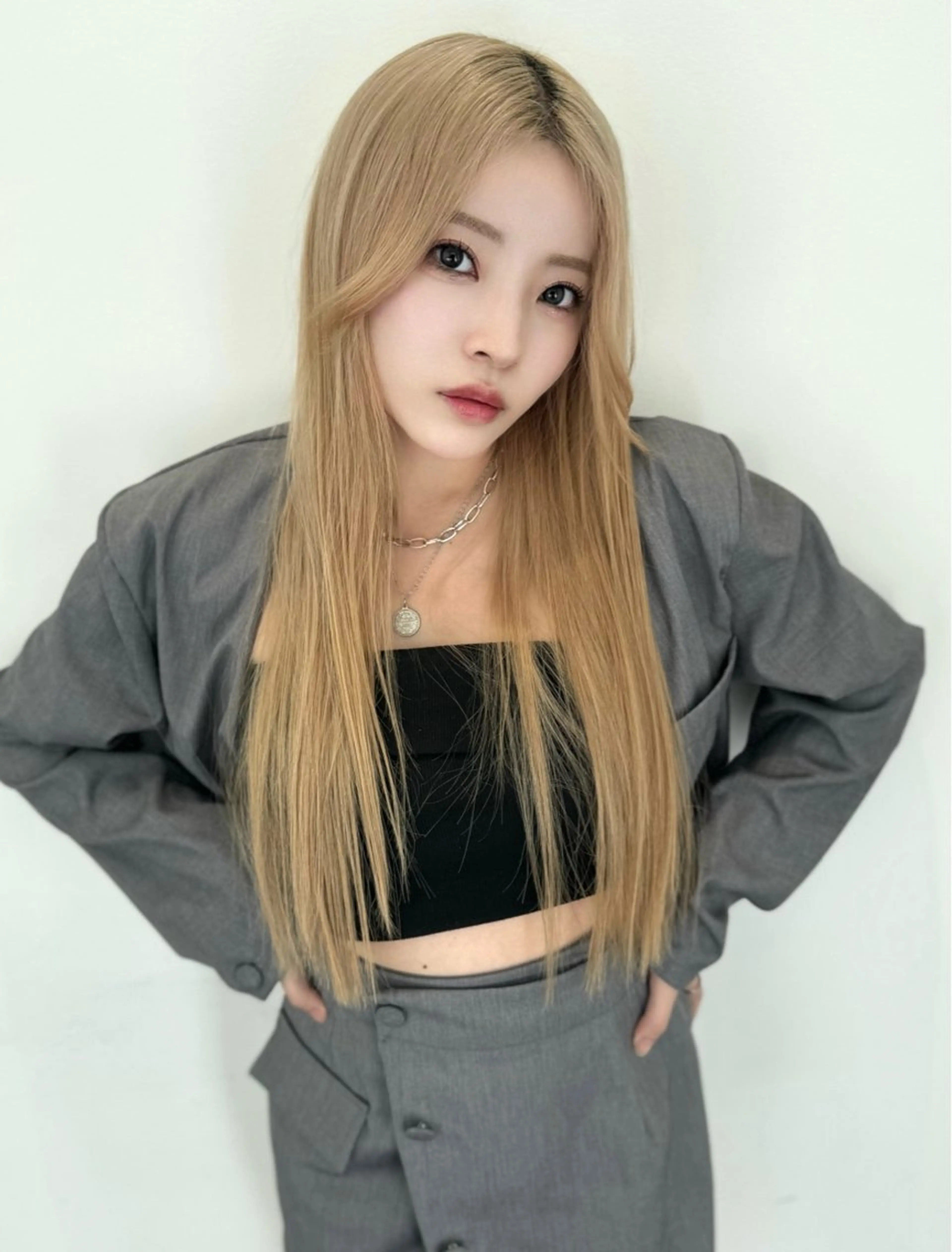 ロング カラー ヘアカラー 韓国風ハッシュカット 似合わせレイヤー池袋のヘアスタイル