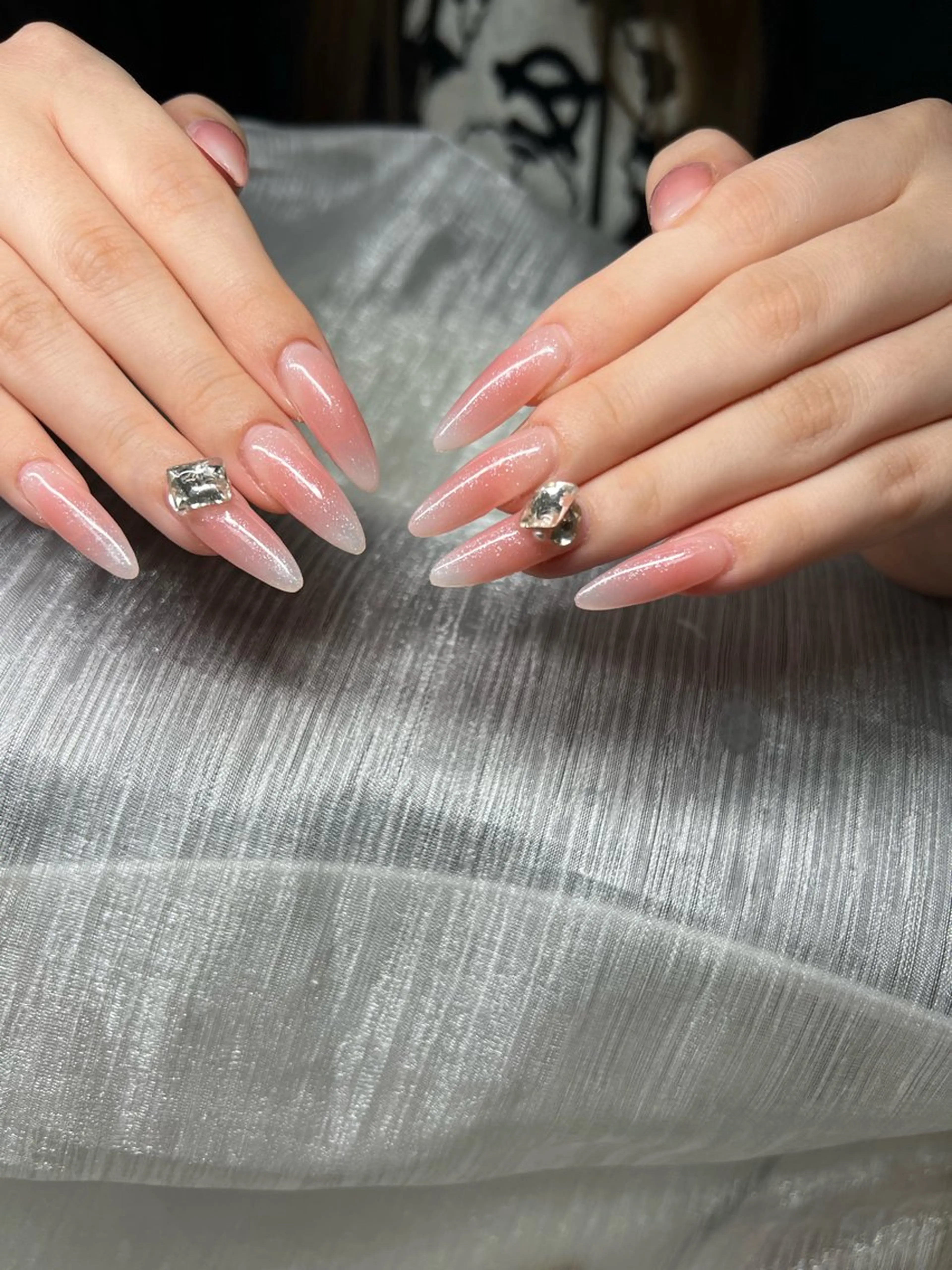 ネイル ハンドネイル Lee Nailsのネイルデザイン