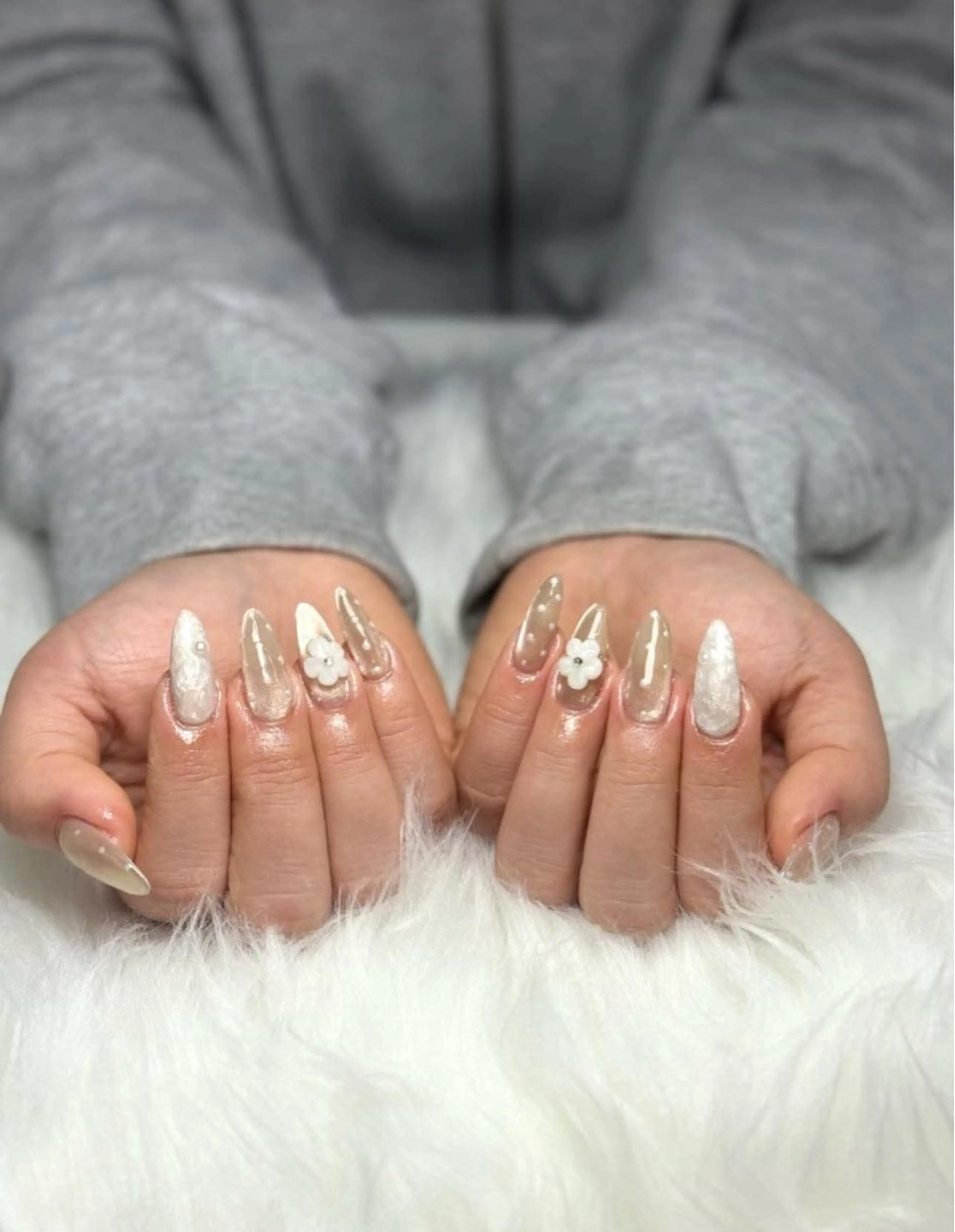 ネイル AURA NAIL 上前津のネイルデザイン