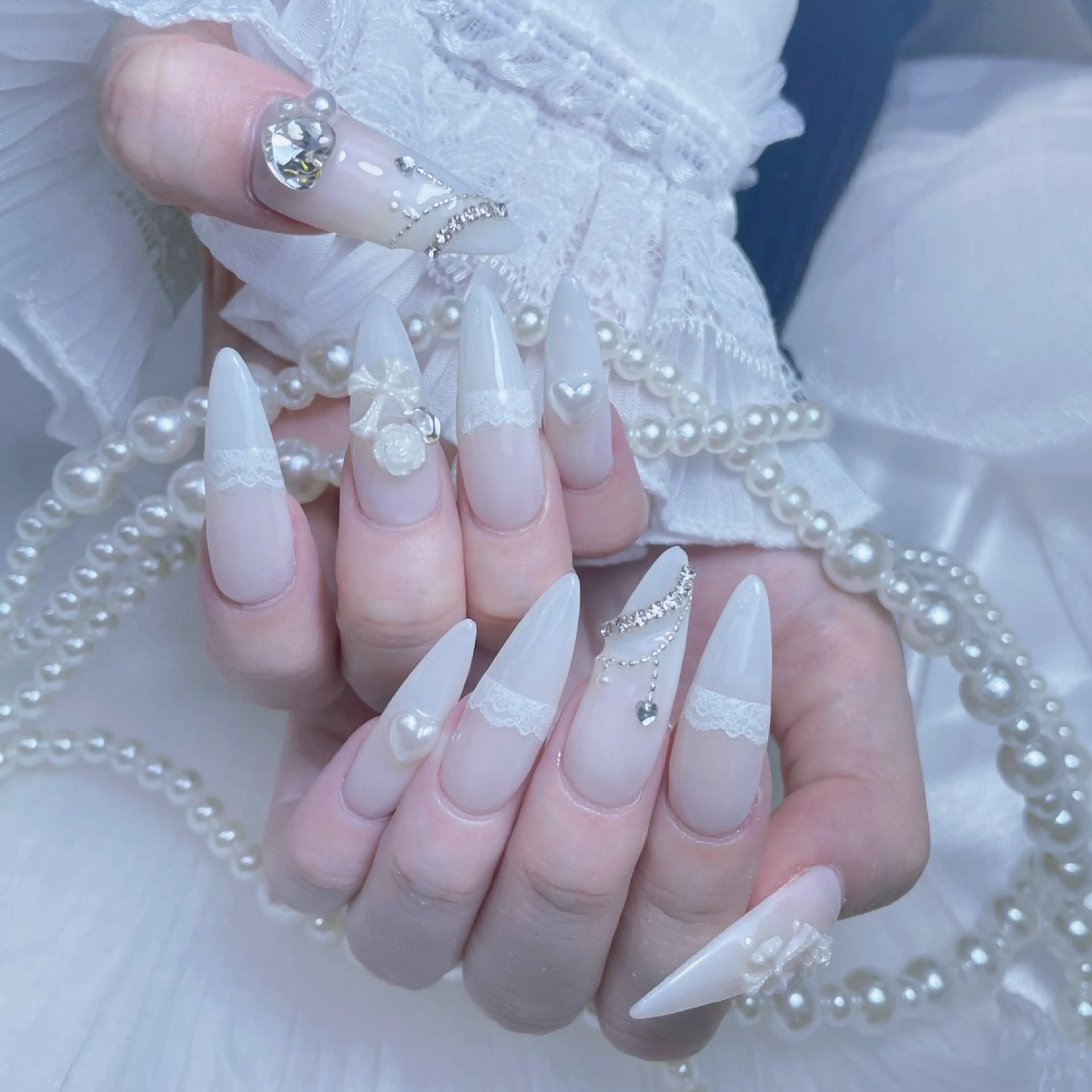 ネイル ハート 韓国ネイル 春ネイル バレンタイン ワンホンネイル ハンドネイル Melody Nail所属・Melody 3D/スカルプ専門店のネイルデザイン