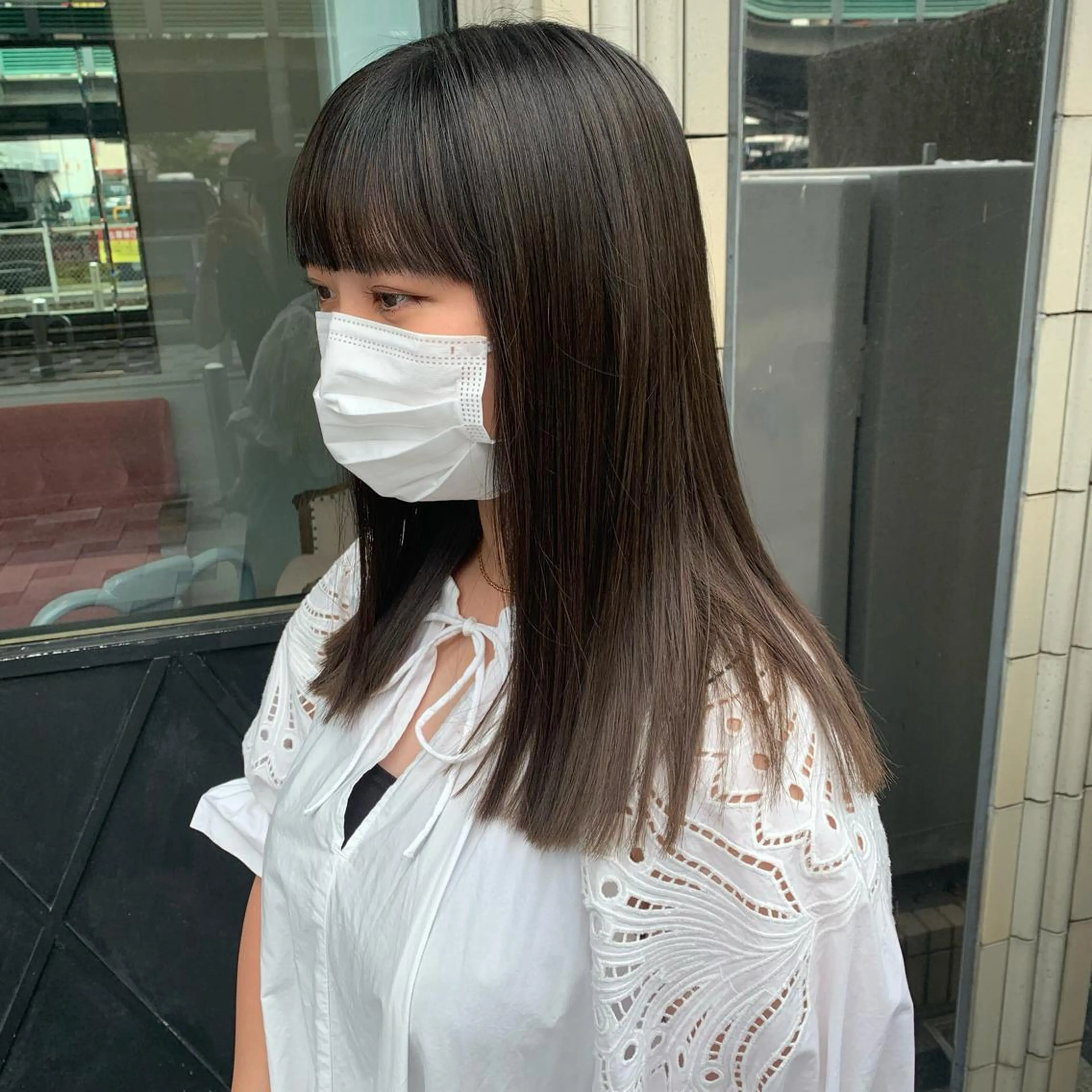 ロング カラー 縮毛矯正 SAKINO. ベージュカラーのヘアスタイル