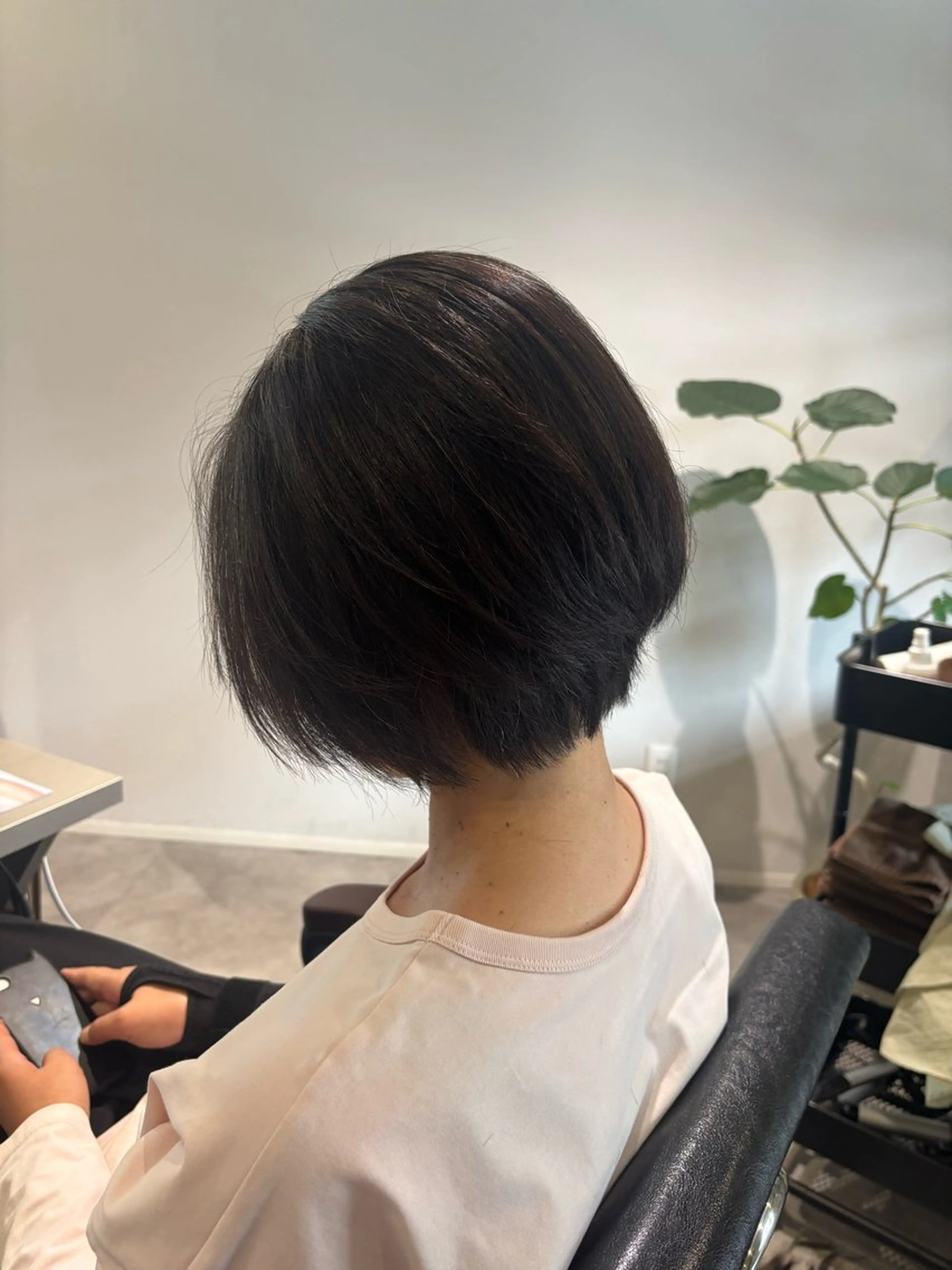 ショート ショートヘア カット YURINO /ボブ ベージュ/ハイトーンのヘアスタイル