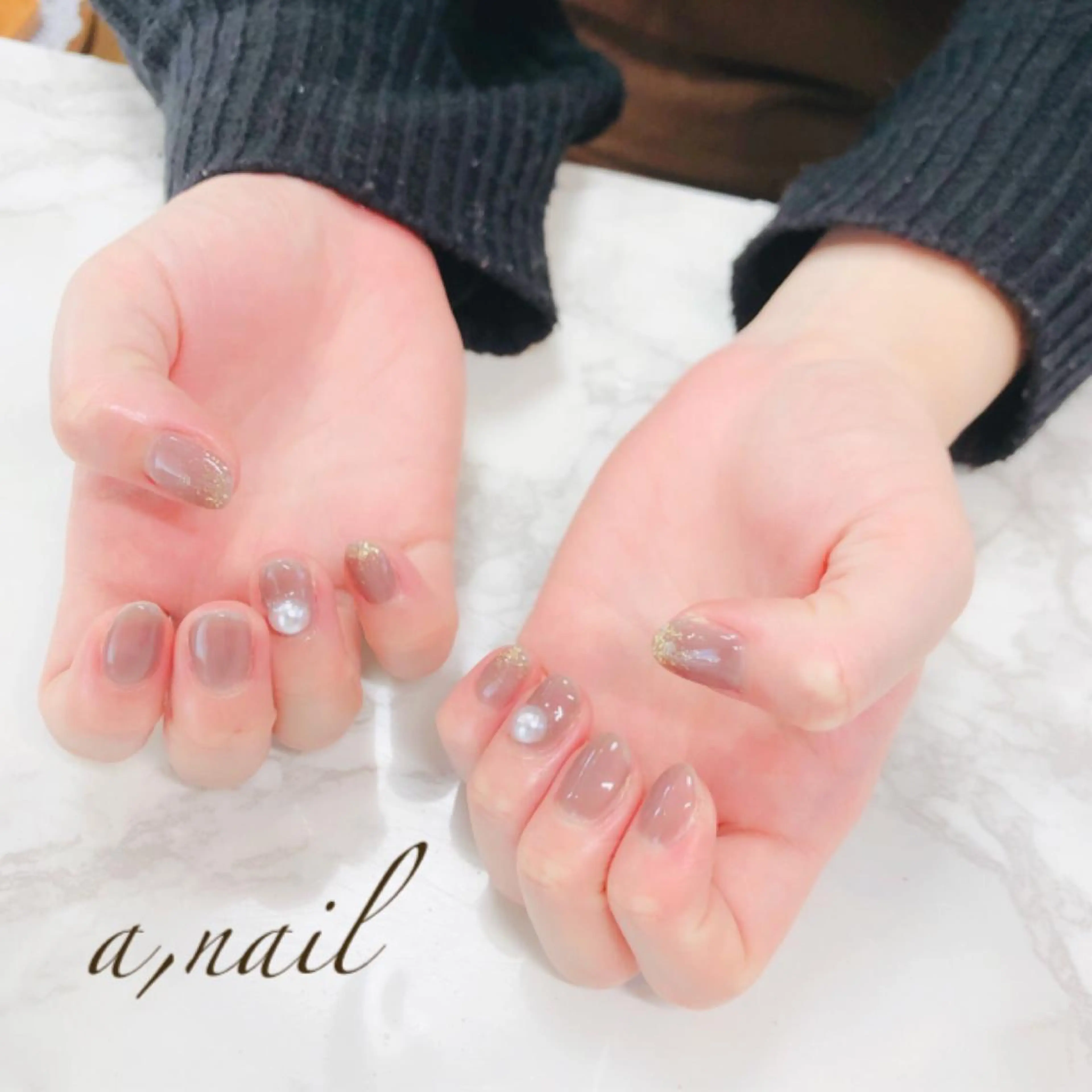 ネイル フットネイル フレンチネイル ラメ(グリッター) ミラーネイル ニュアンスネイル ハンドネイル ネイルサロン エーネイルのネイルデザイン