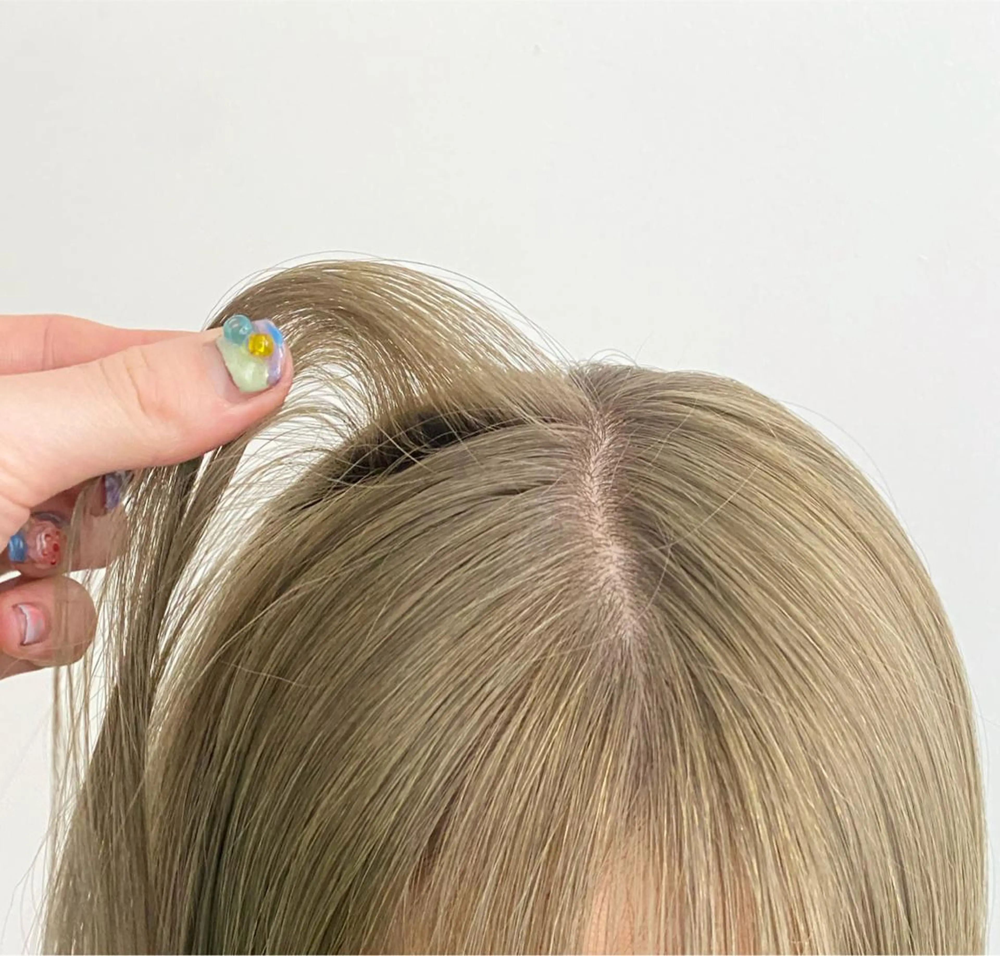 セミロング カラー 顔周りカット/透明感 カラー✂️MEIのヘアスタイル