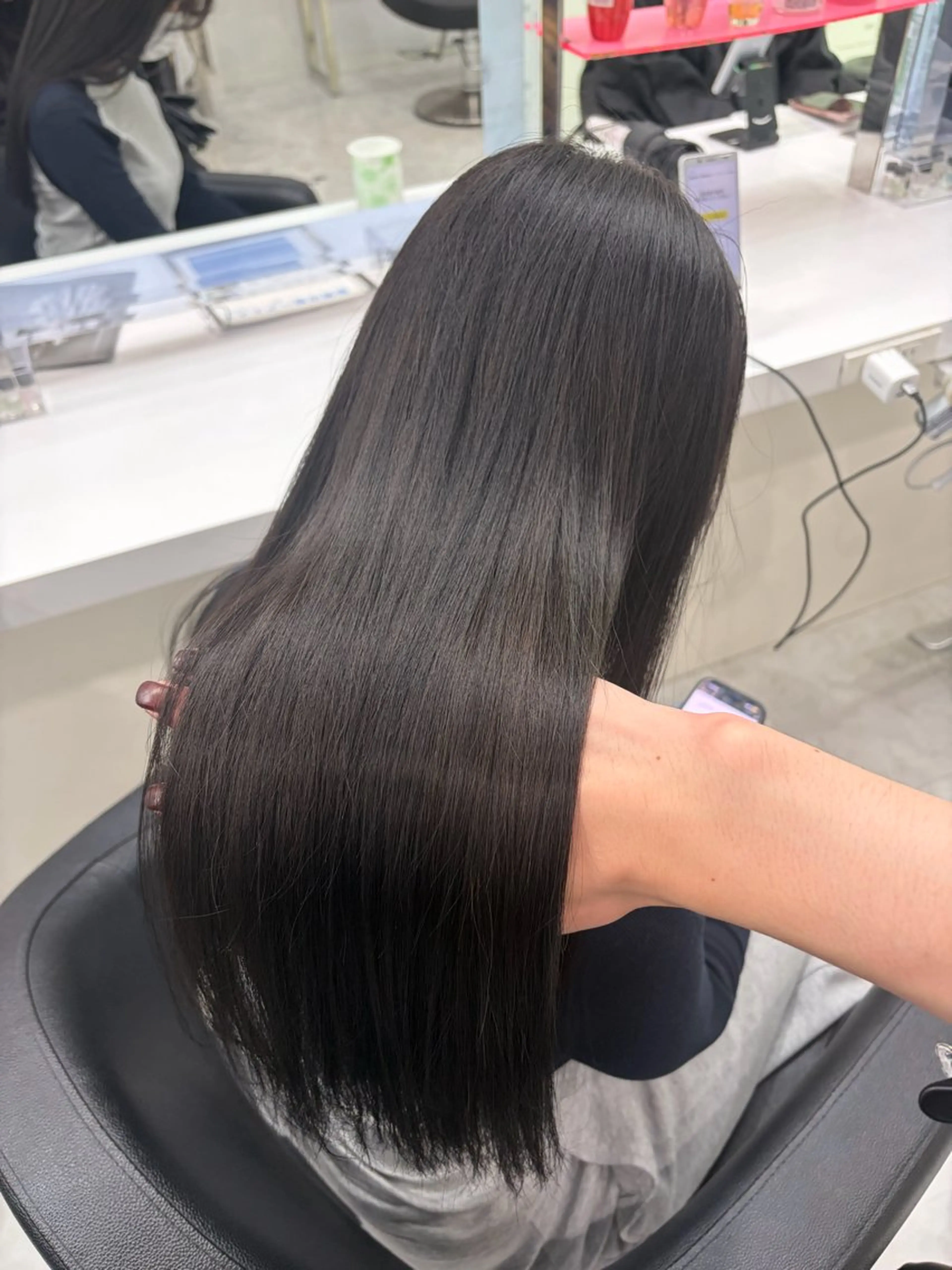 ロング カラー グレージュ 髪質改善 カット ヘアカラー トリートメント 赤み消し透明感🩶 銀座Ryota🩶のヘアスタイル