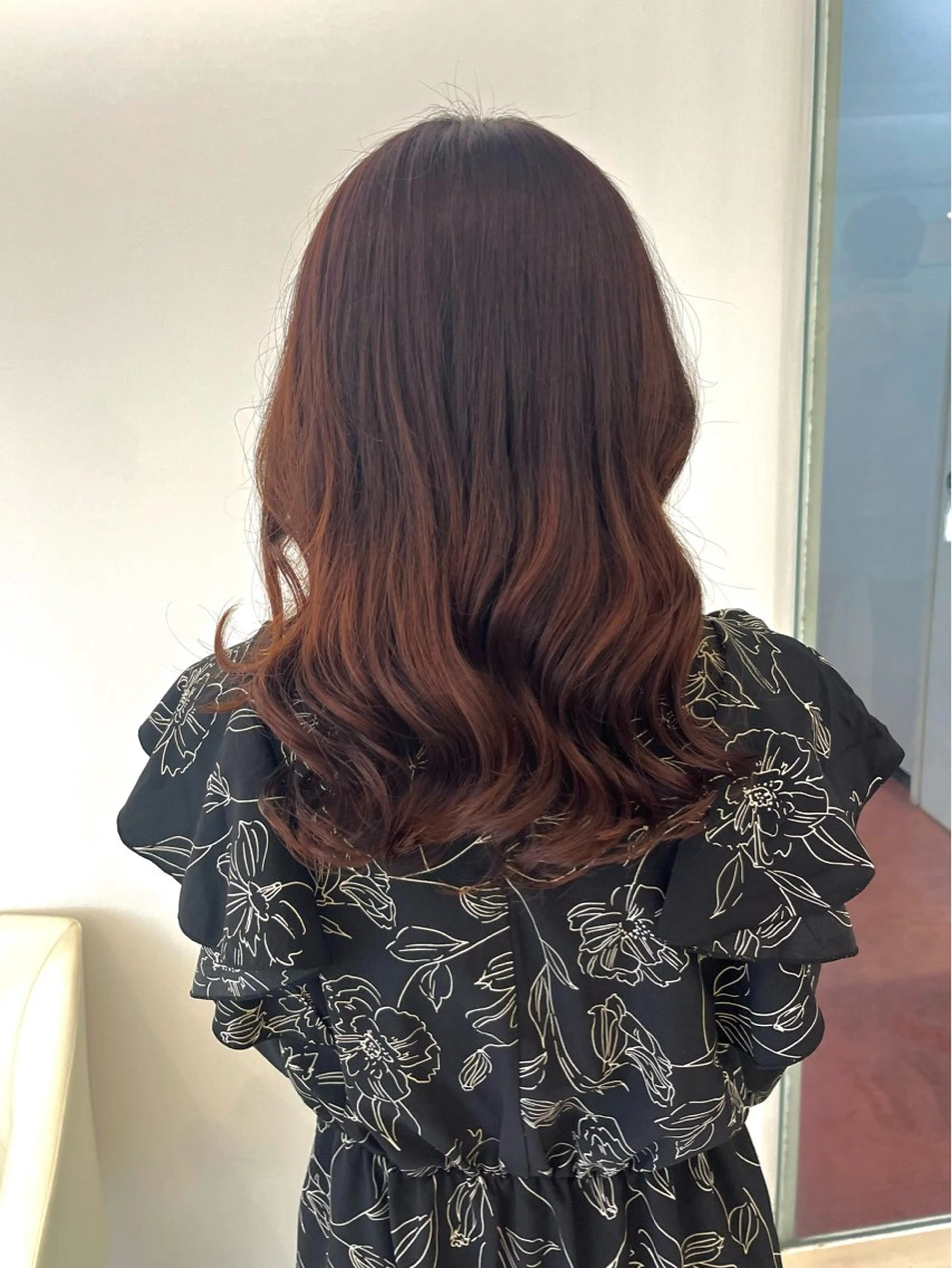 ロング パーマ 韓国風ヘア カット パーマ トリートメント コテ巻き風パーマ 藤澤　知彌のヘアスタイル