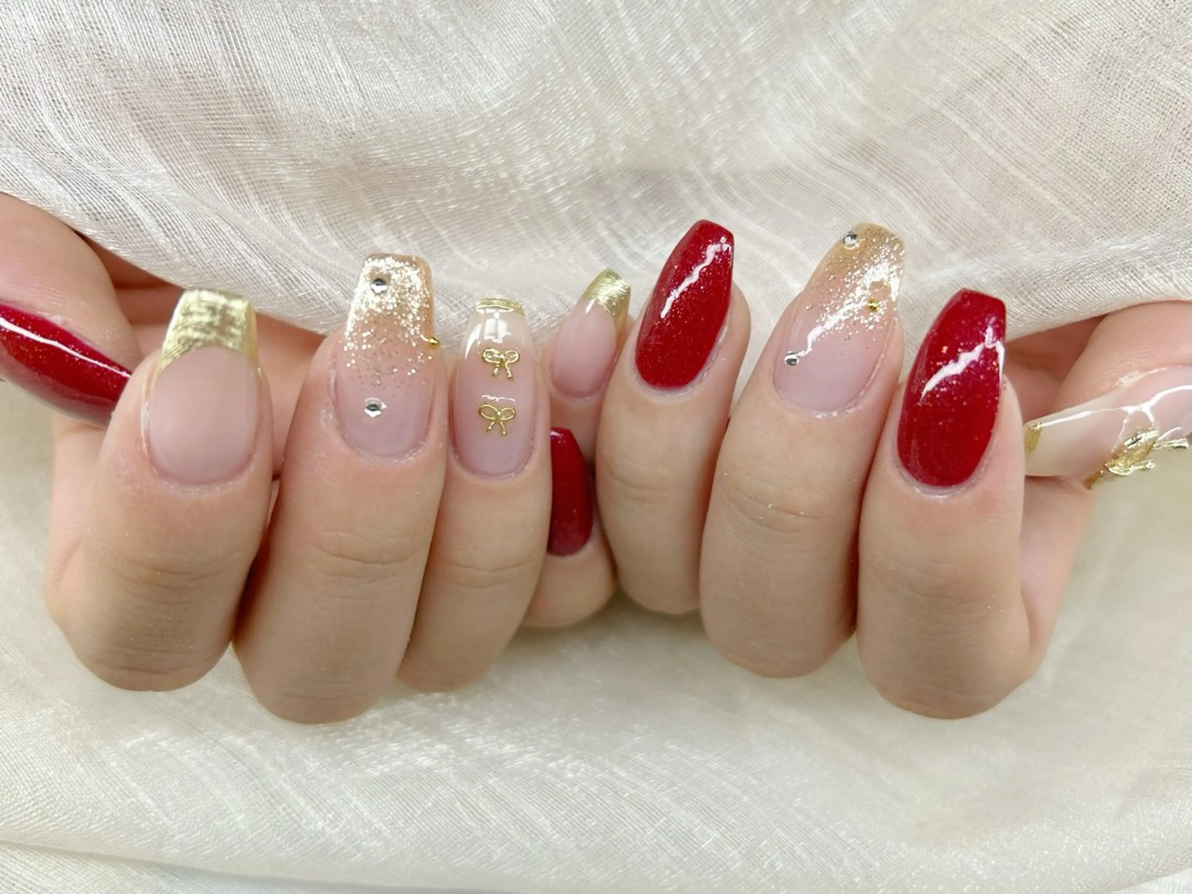 ネイル アートネイル 成人式 長さ出し フットネイル マグネットネイル ハンドネイル Lino Nailのネイルデザイン