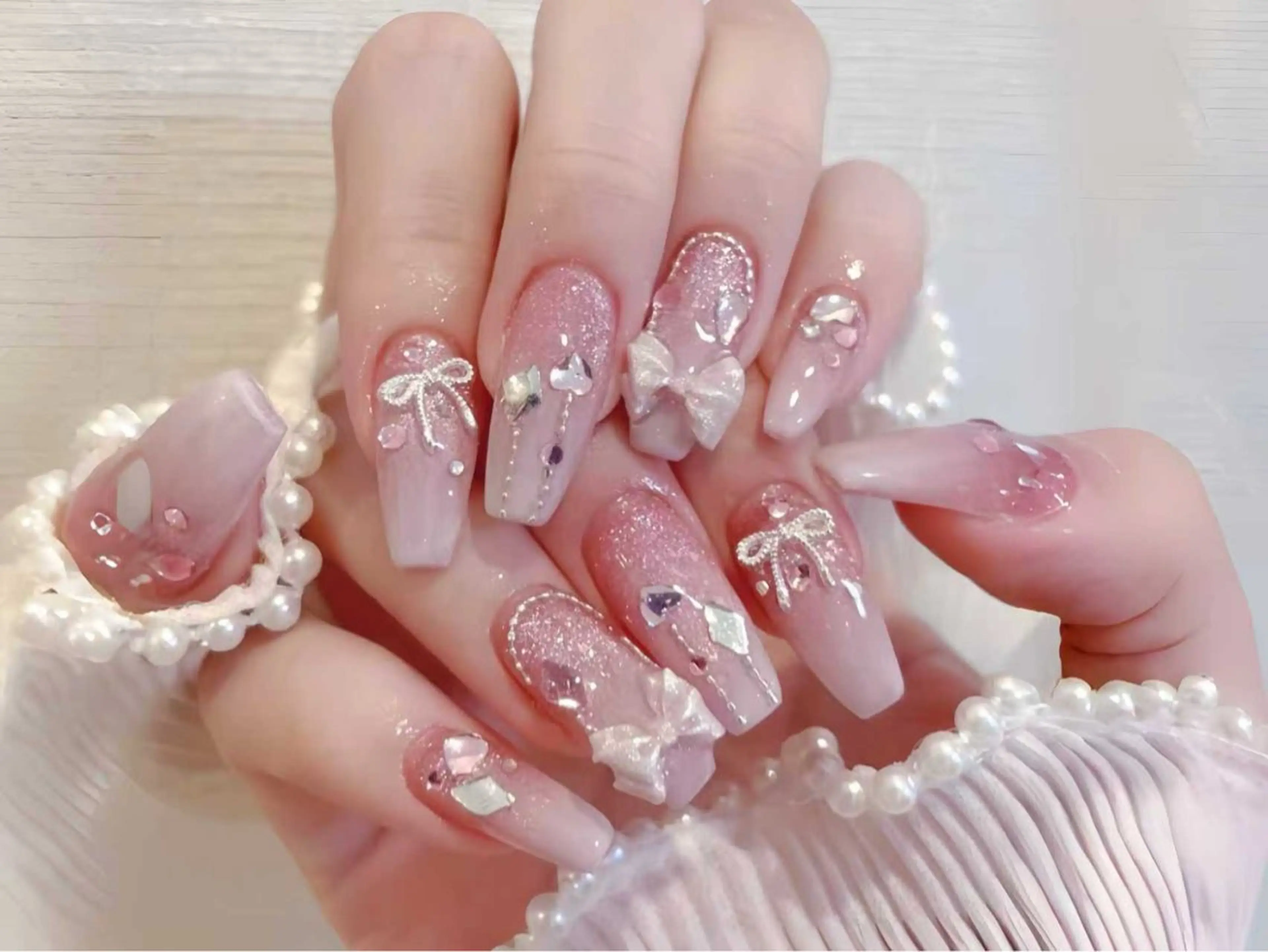ネイル ハンドネイル H3 Nail Tsuki🦋💙のネイルデザイン