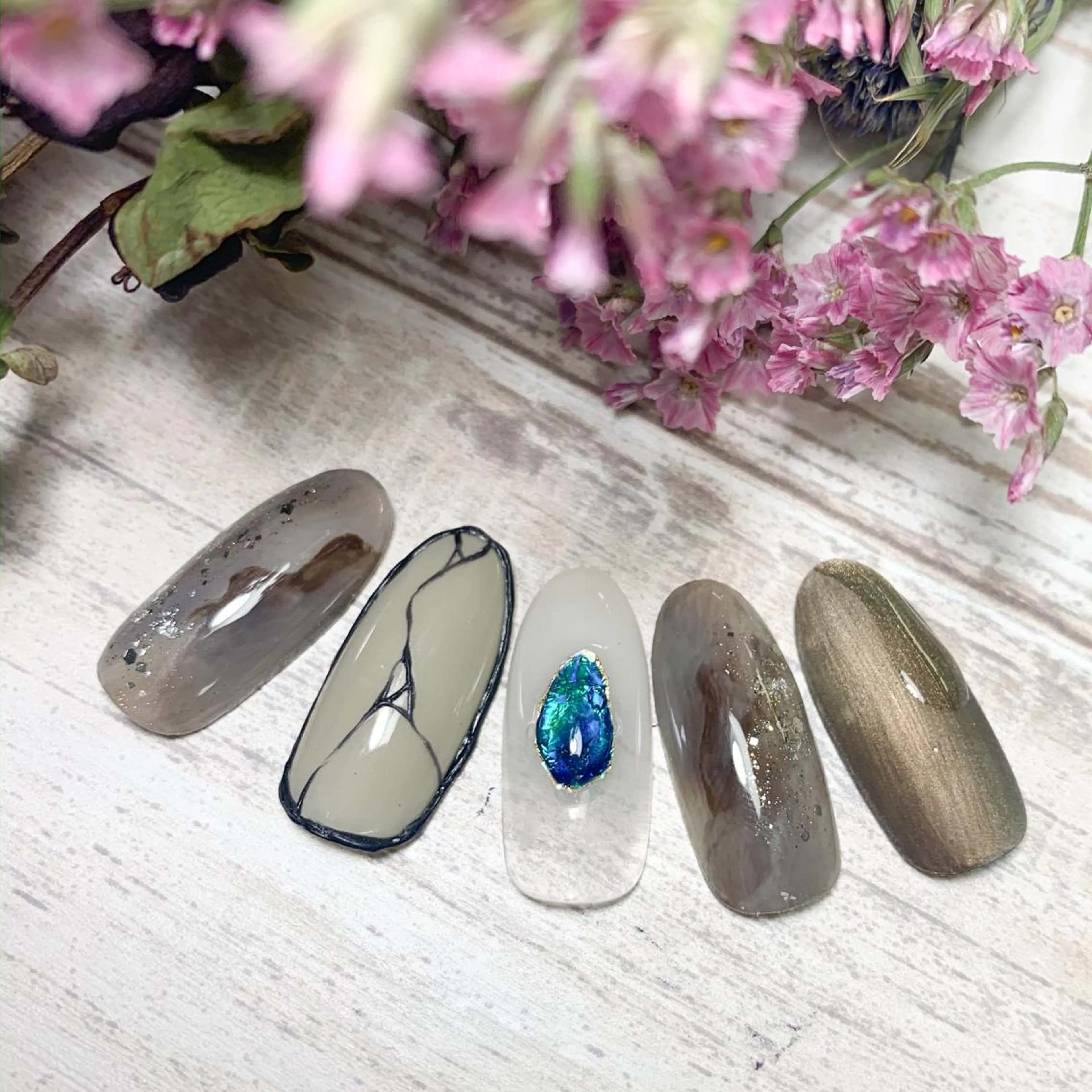 ネイル FIORITURA aiのネイルデザイン