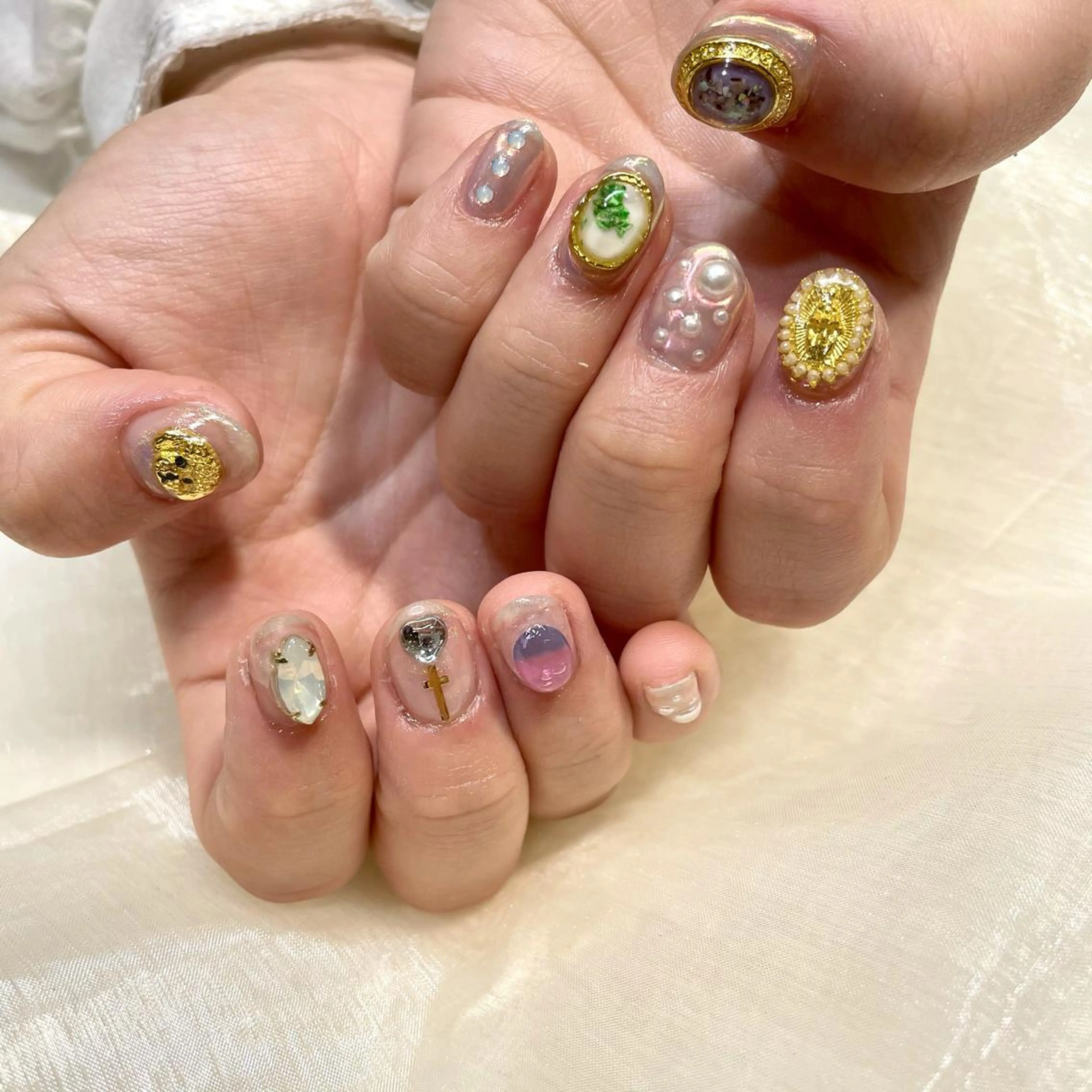 ネイル ハンドネイル 新井 ひなののネイルデザイン