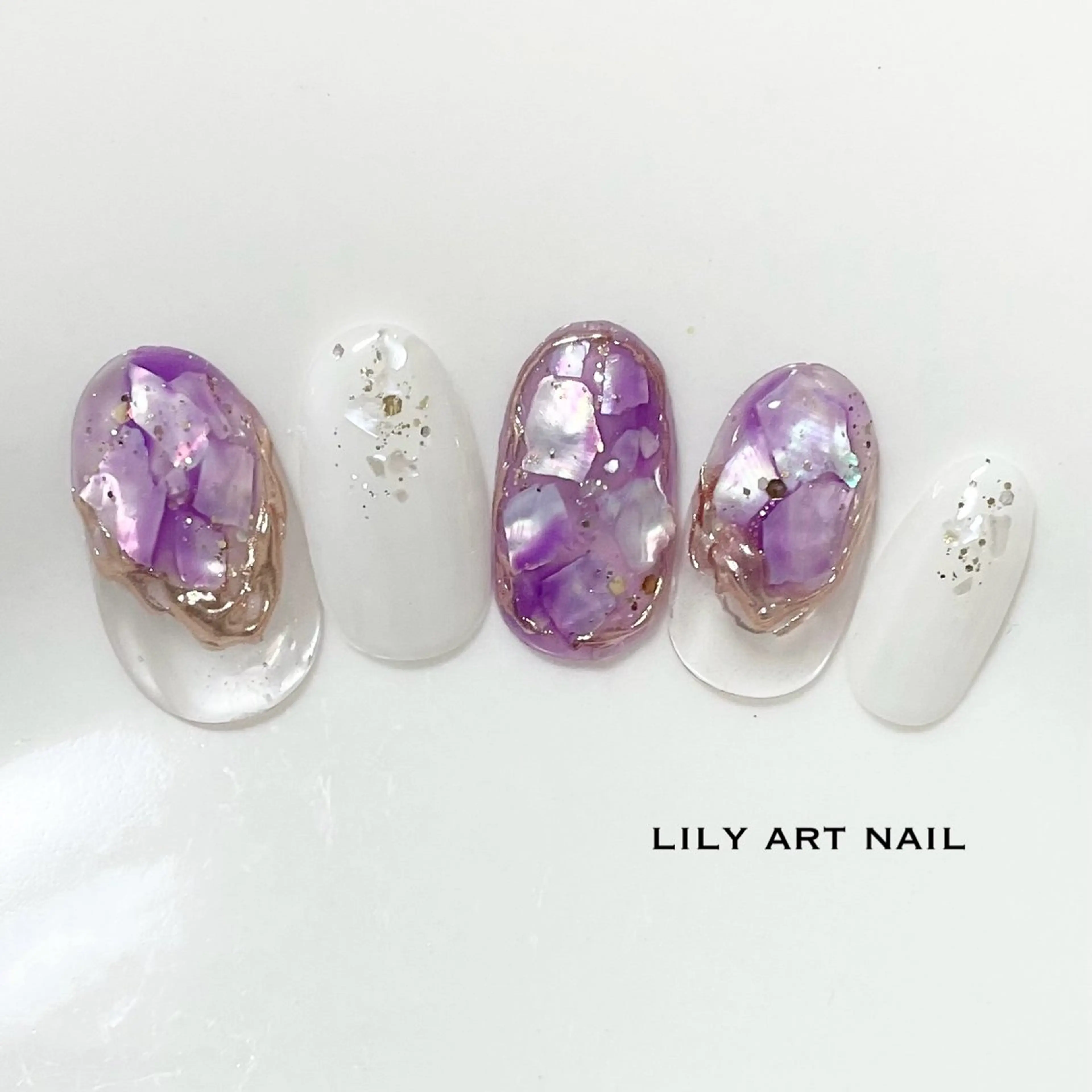 ネイル ハンドネイル LILY  ART NAILのネイルデザイン
