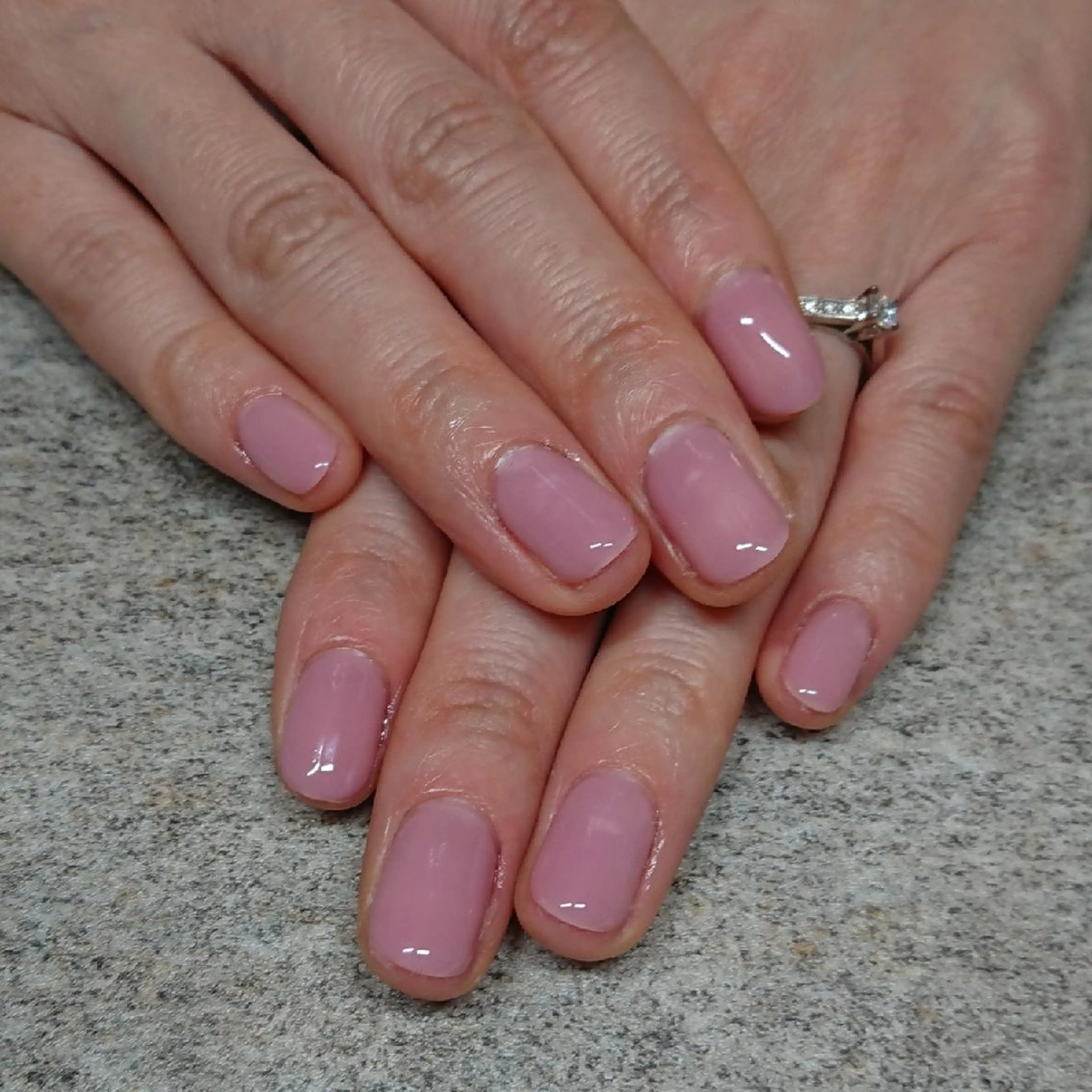 ネイル ジェヌインネイル 河内のネイルデザイン