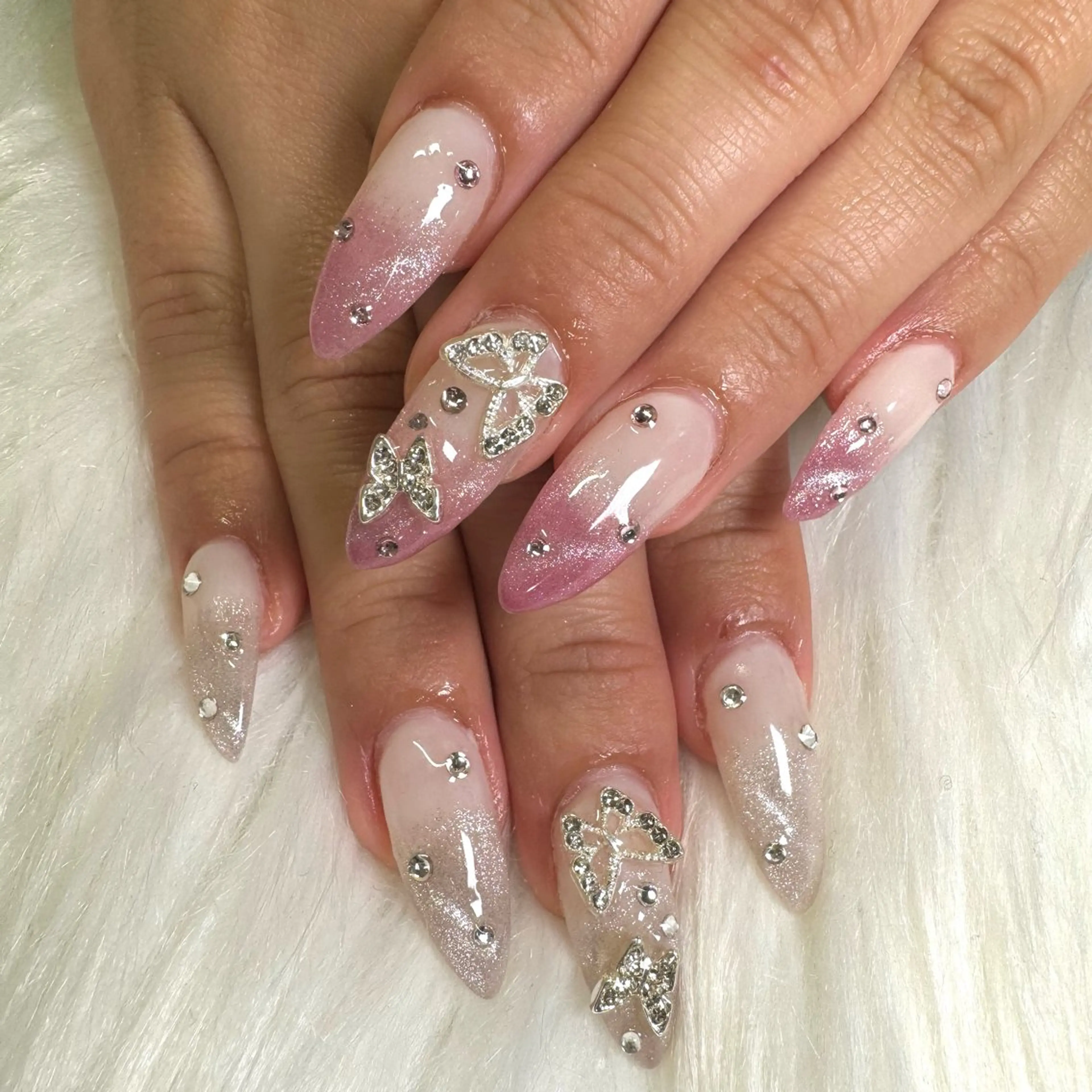 ネイル ハンドネイル 黒川 実祐のネイルデザイン