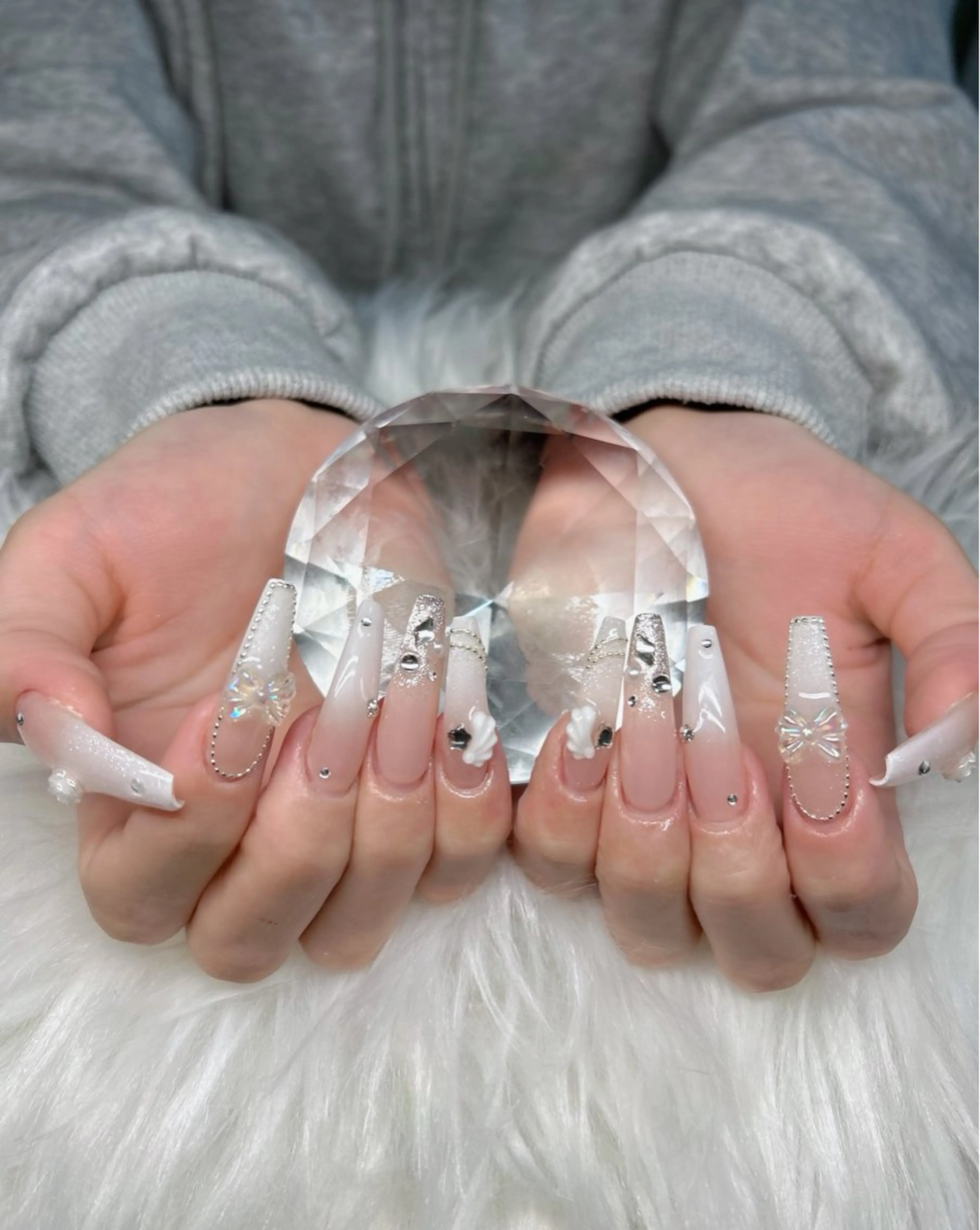 ネイル アートネイル オーロラネイル チークネイル 長さ出し フットネイル Chan nailsのネイルデザイン