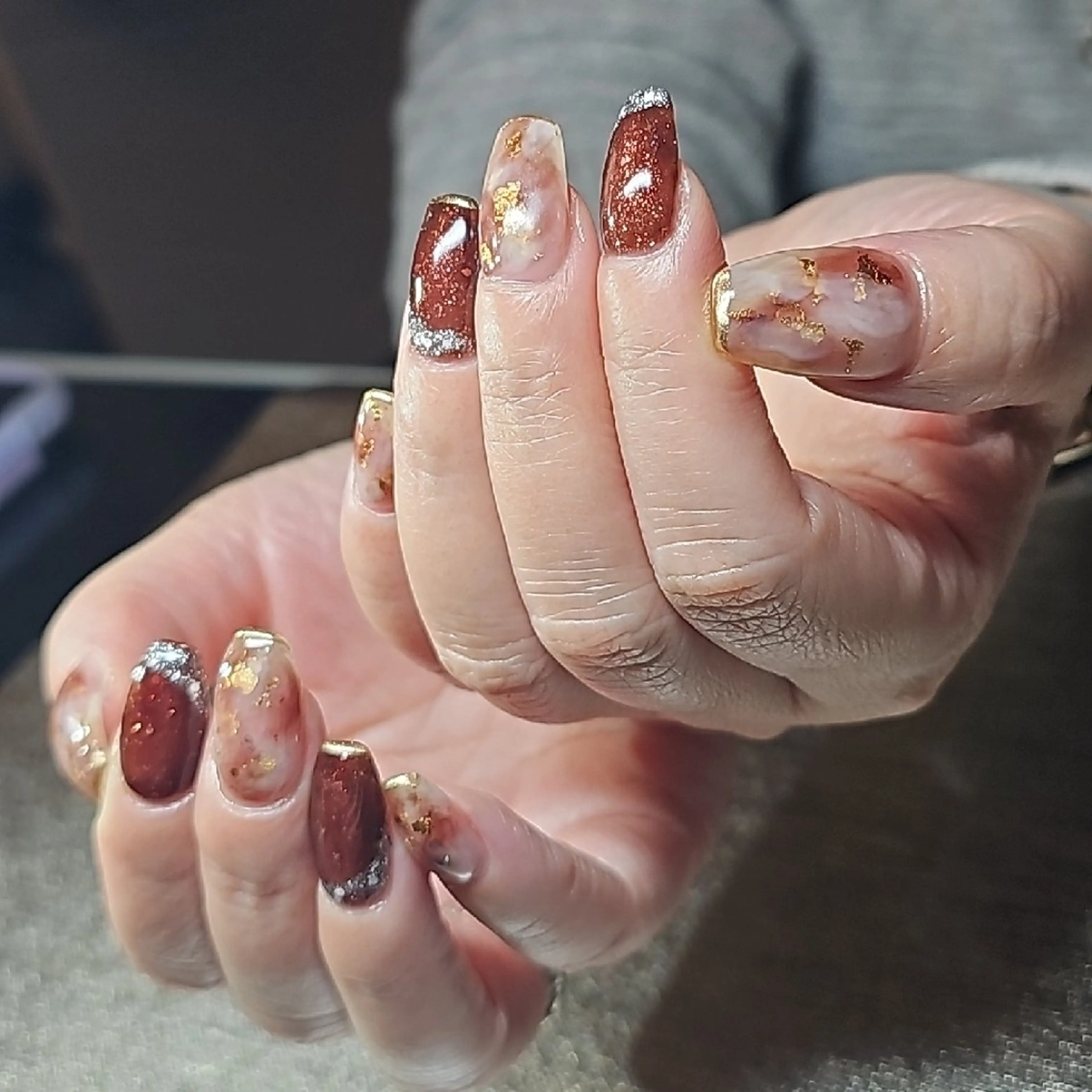 ネイル ブラウン ニュアンスネイル バレンタイン salon de  Princessのネイルデザイン