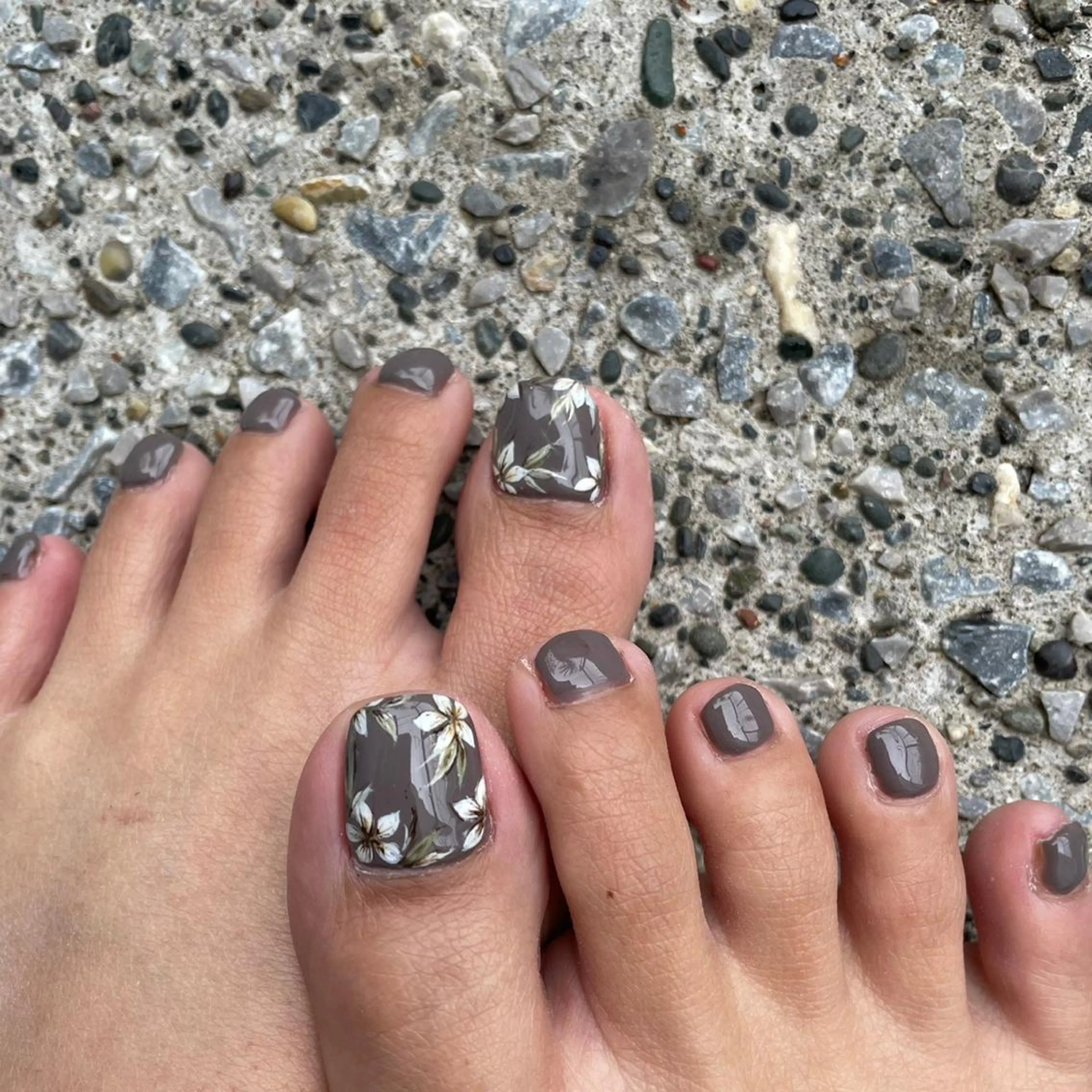 ネイル フラワーネイル 【やり放題専門店】 スカルプ＆長さ出しのネイルデザイン