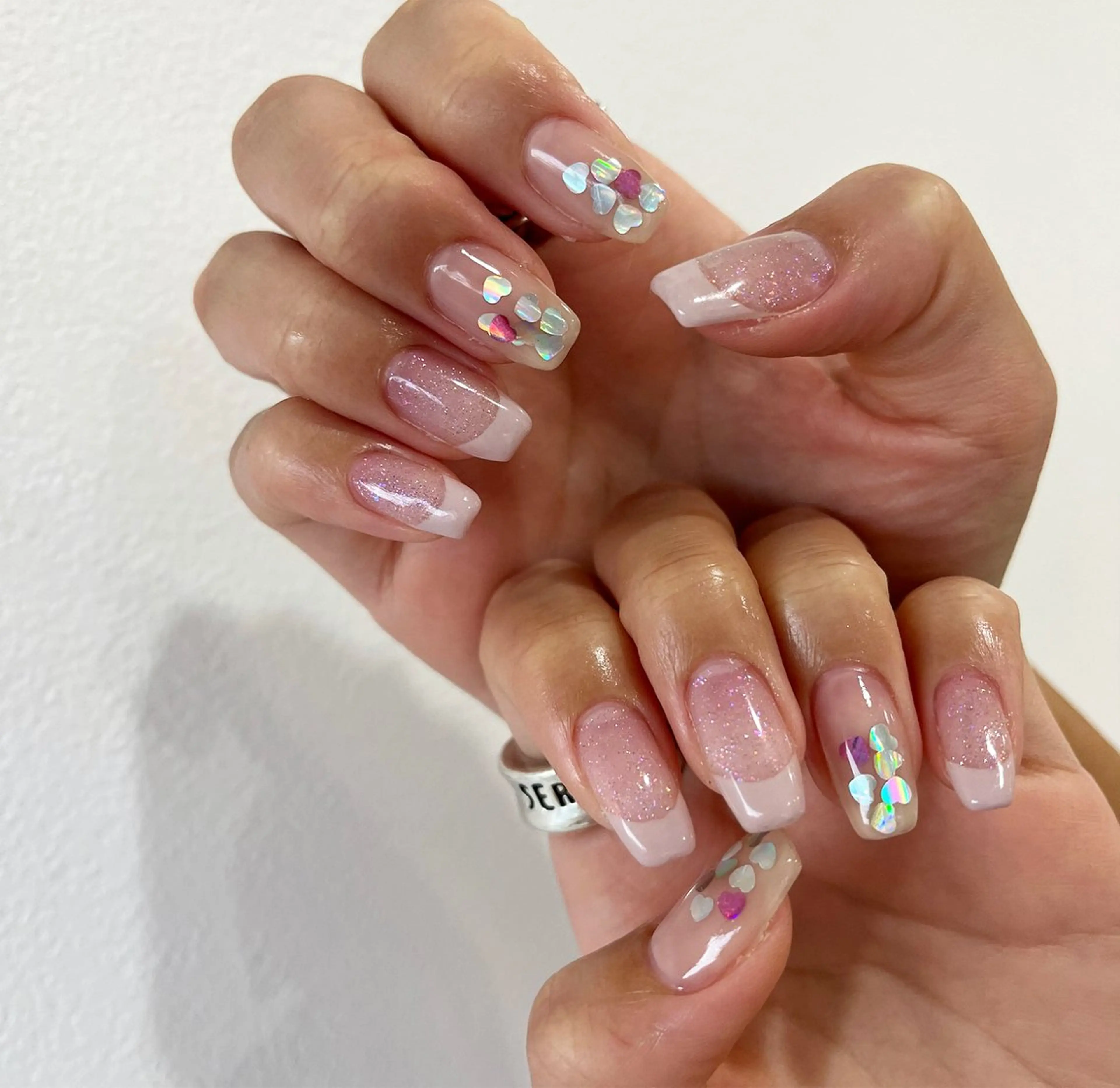 ネイル フレンチネイル ハート #Amin nail salonのネイルデザイン
