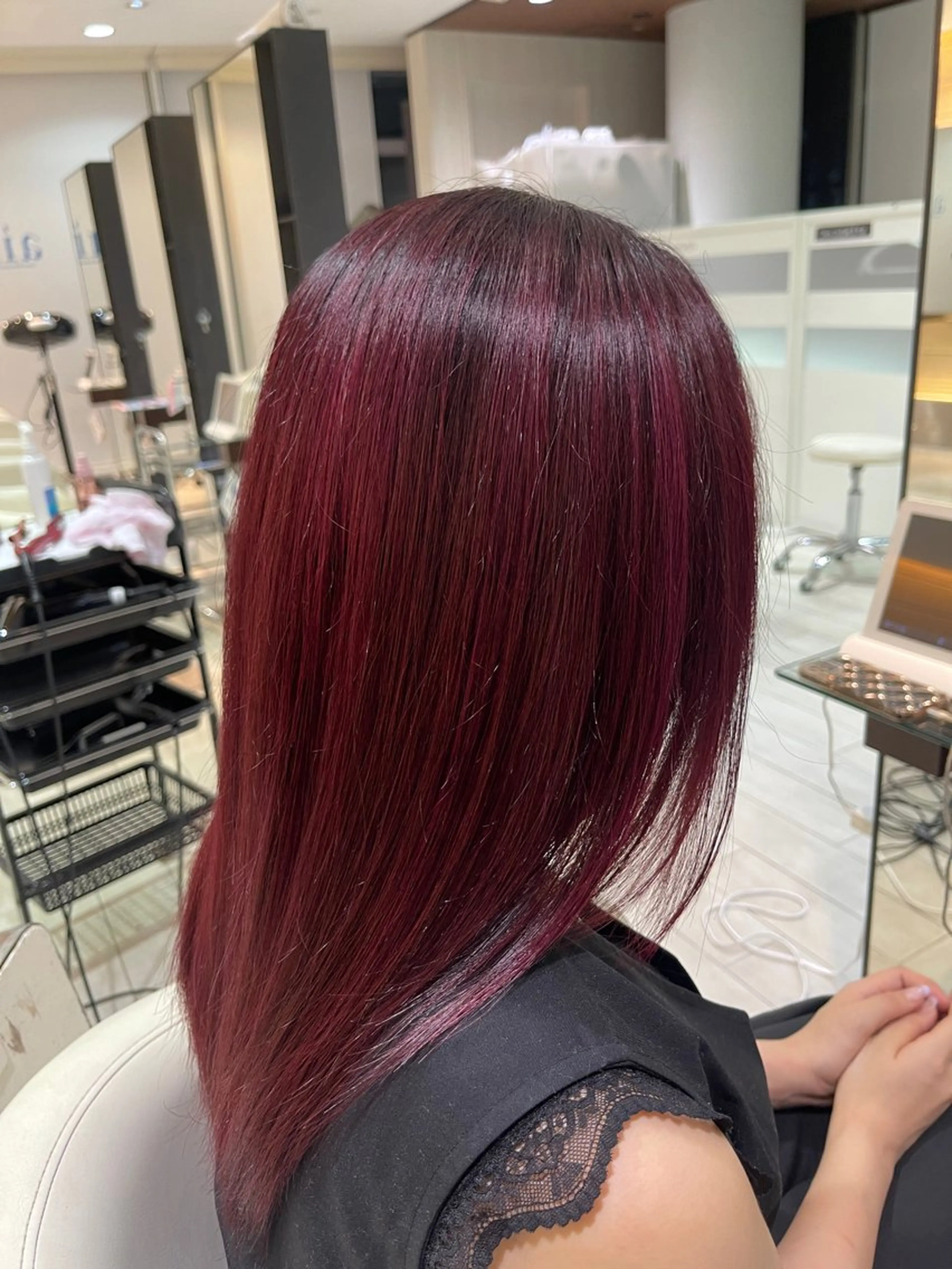 セミロング ヘアカラー トリートメント AIR銀座 moekaのヘアスタイル