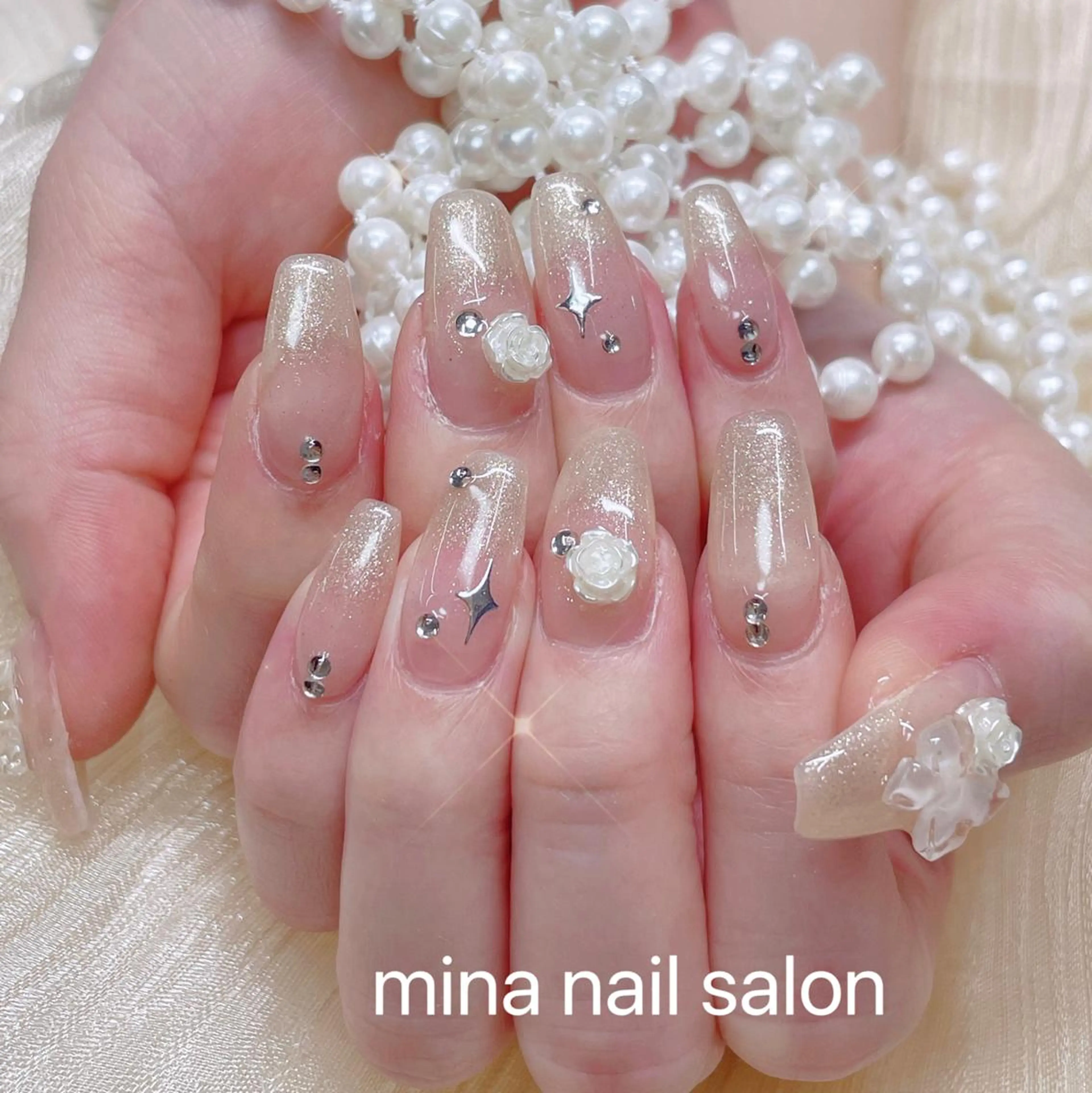 ネイル ハンドネイル queens nailsalonのネイルデザイン