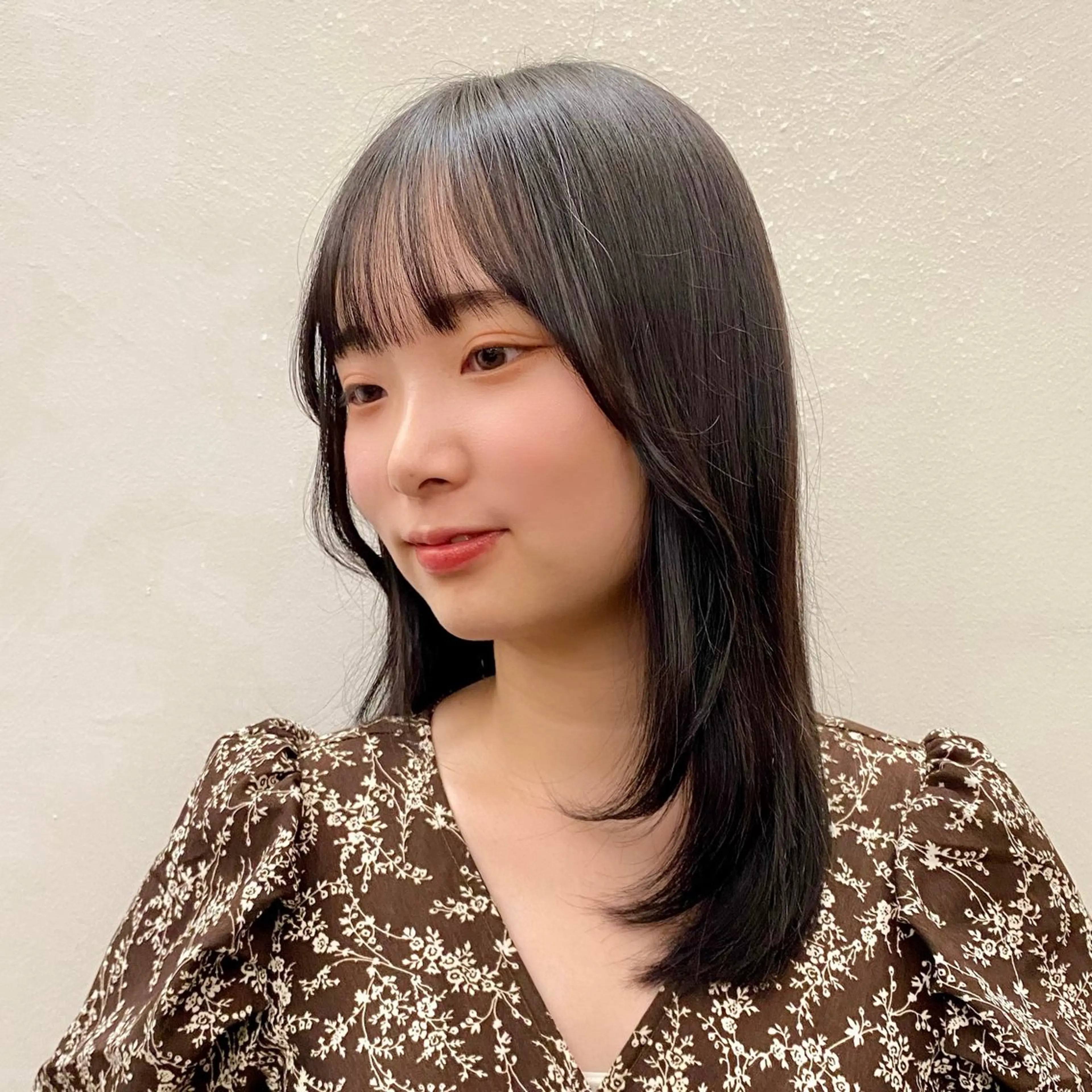 ミディアム カラー カット ヘアカラー トリートメント 似合わせレイヤー/ ニュアンスパーマ高倉のヘアスタイル