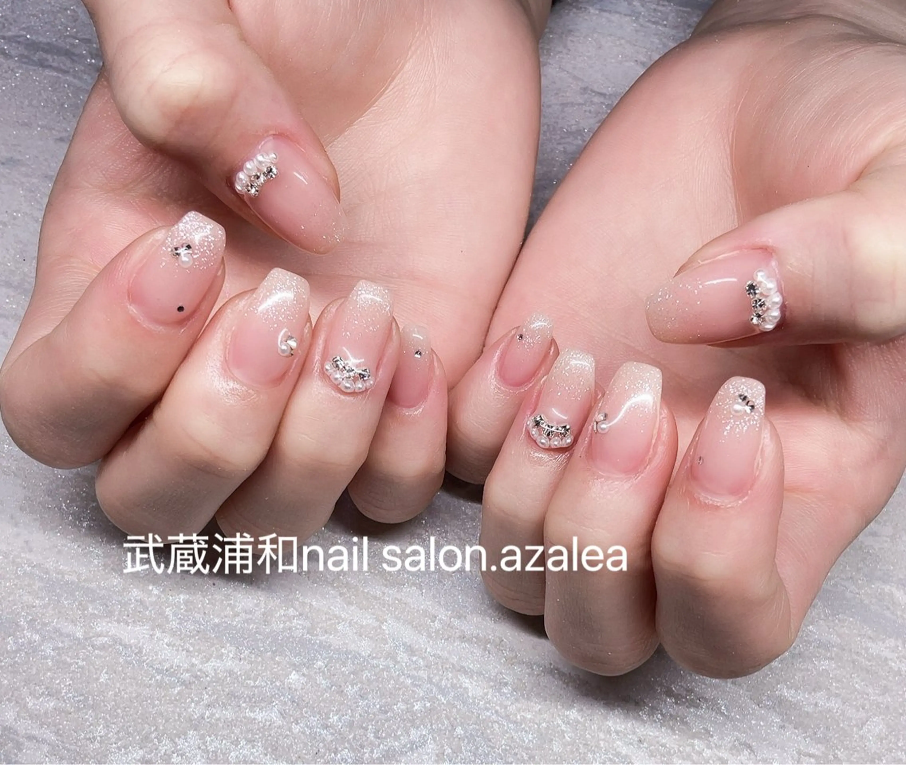 ネイル ハンドネイル R inのネイルデザイン