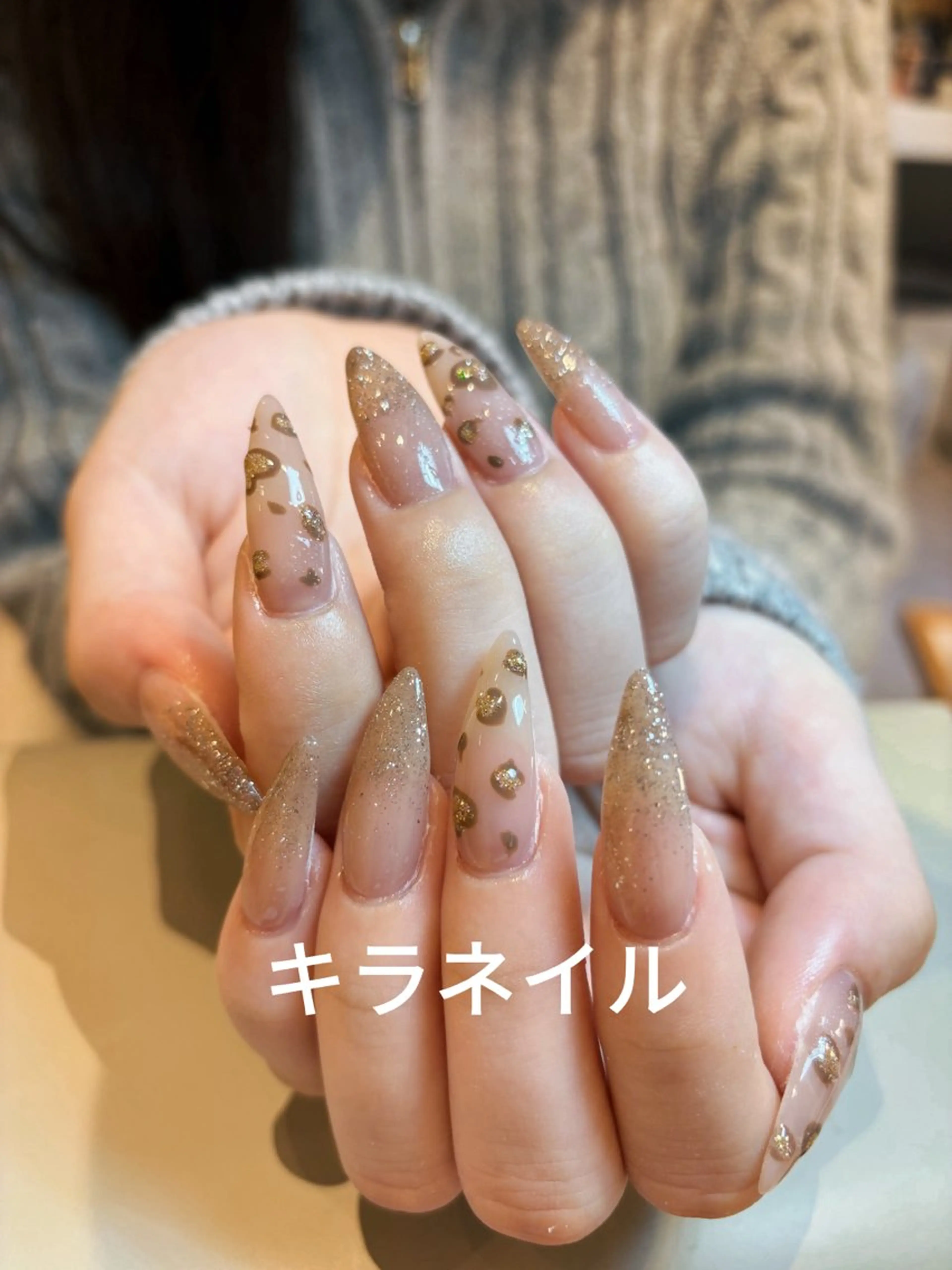 ネイル ハンドネイル 💗ココ✨🪞 🎀co coのネイルデザイン