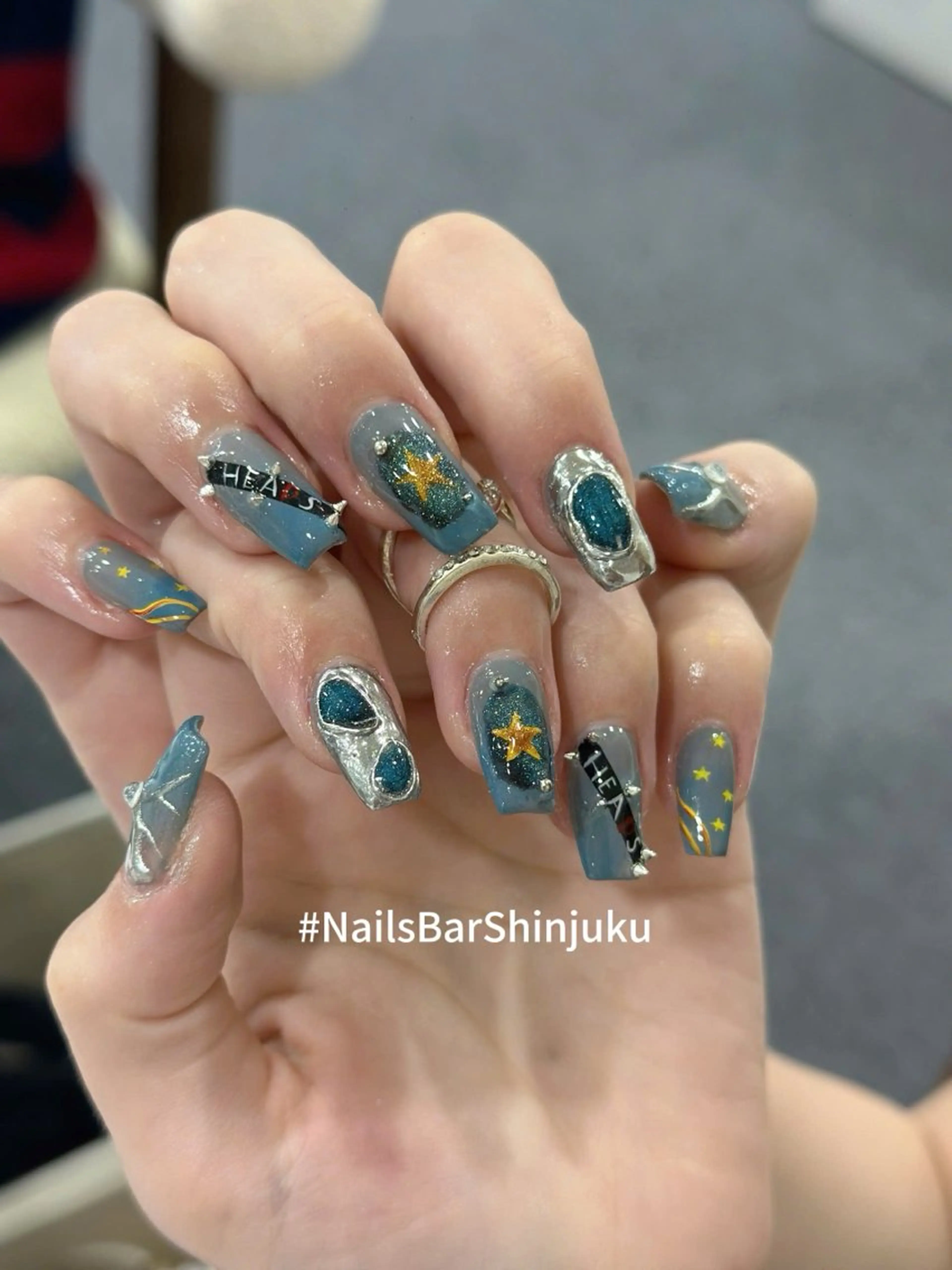 ネイル ボルドー ブラウン チークネイル ドット フットネイル ハンドネイル NAILS BAR SHINJUKUのネイルデザイン