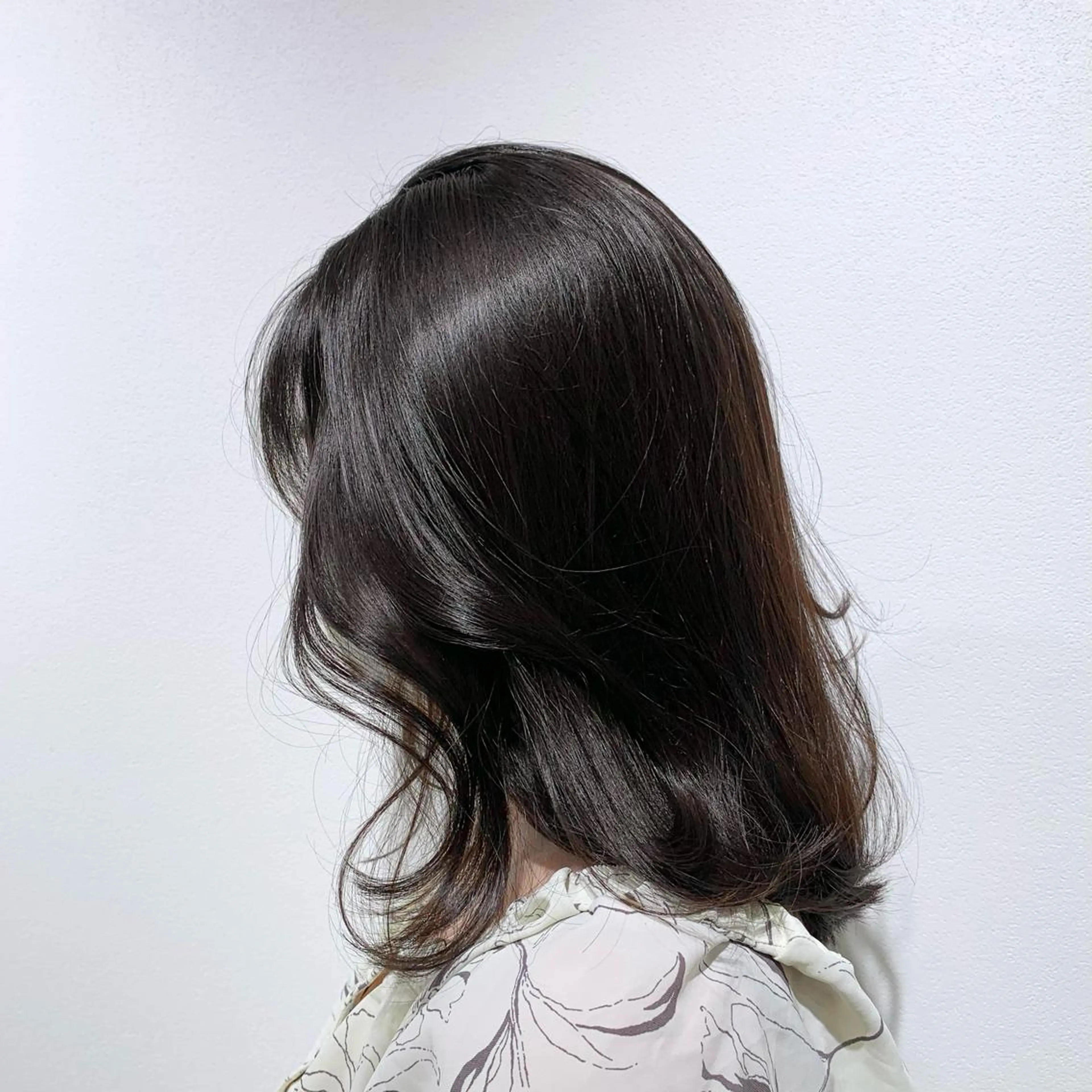 ミディアム カラー ヘアアレンジ キヨミ 韓国レイヤーカットのヘアスタイル