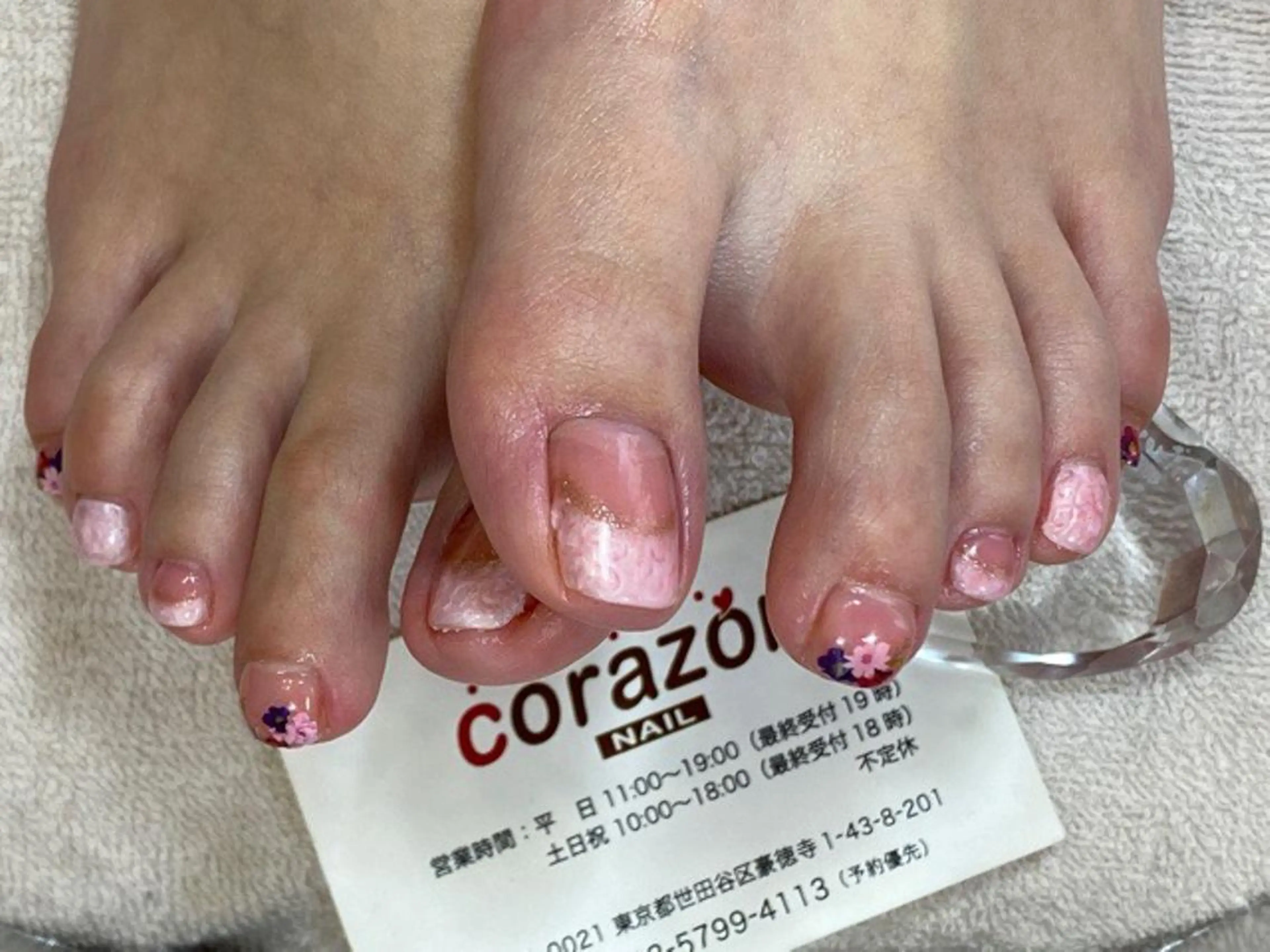 ネイル アートネイル フラワーネイル フットネイル ピンク corazon所属・ネイリスト aicoのネイルデザイン