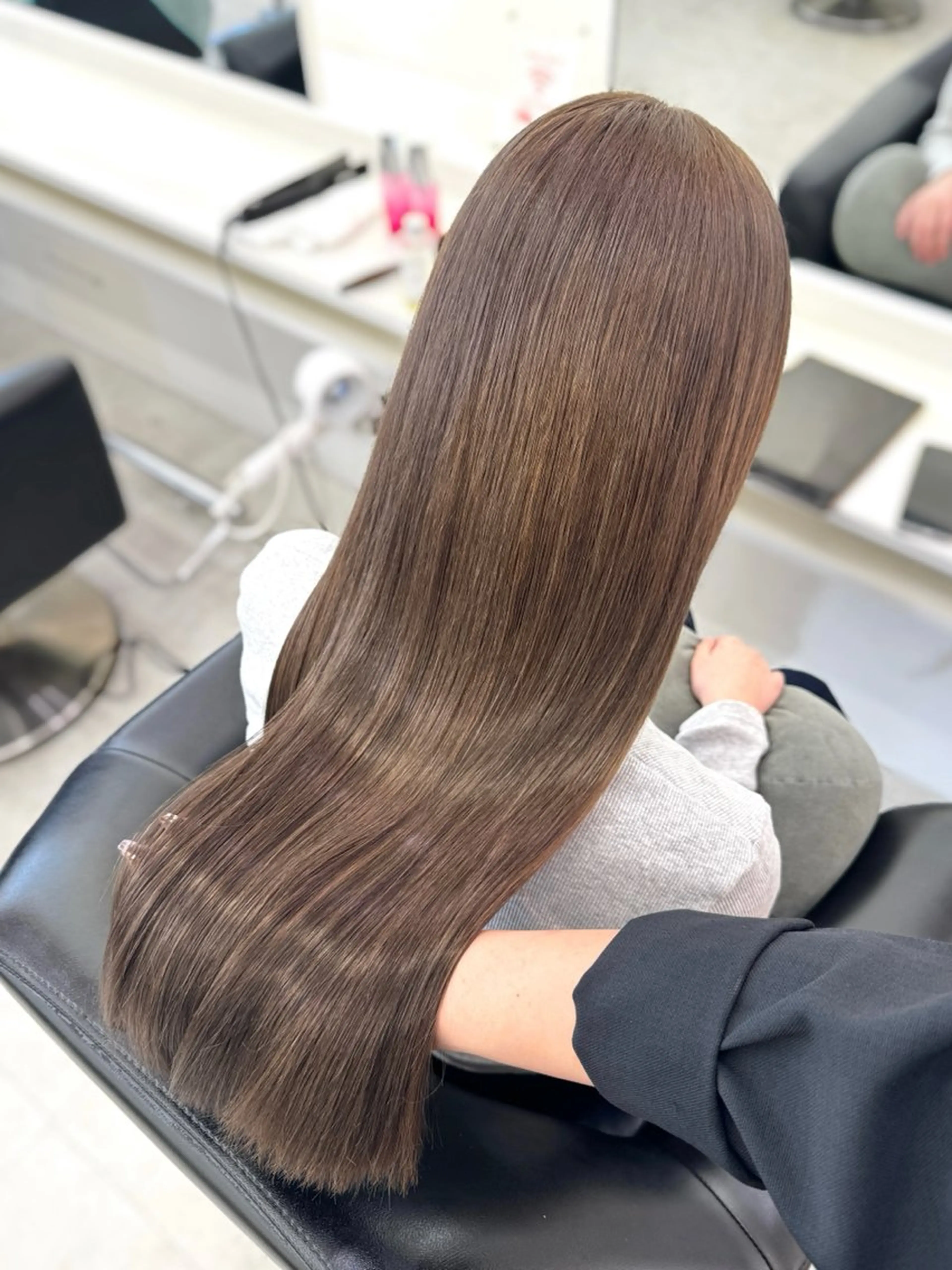 ロング カラー ヘアカラー ParveMix 楠本結菜のヘアスタイル