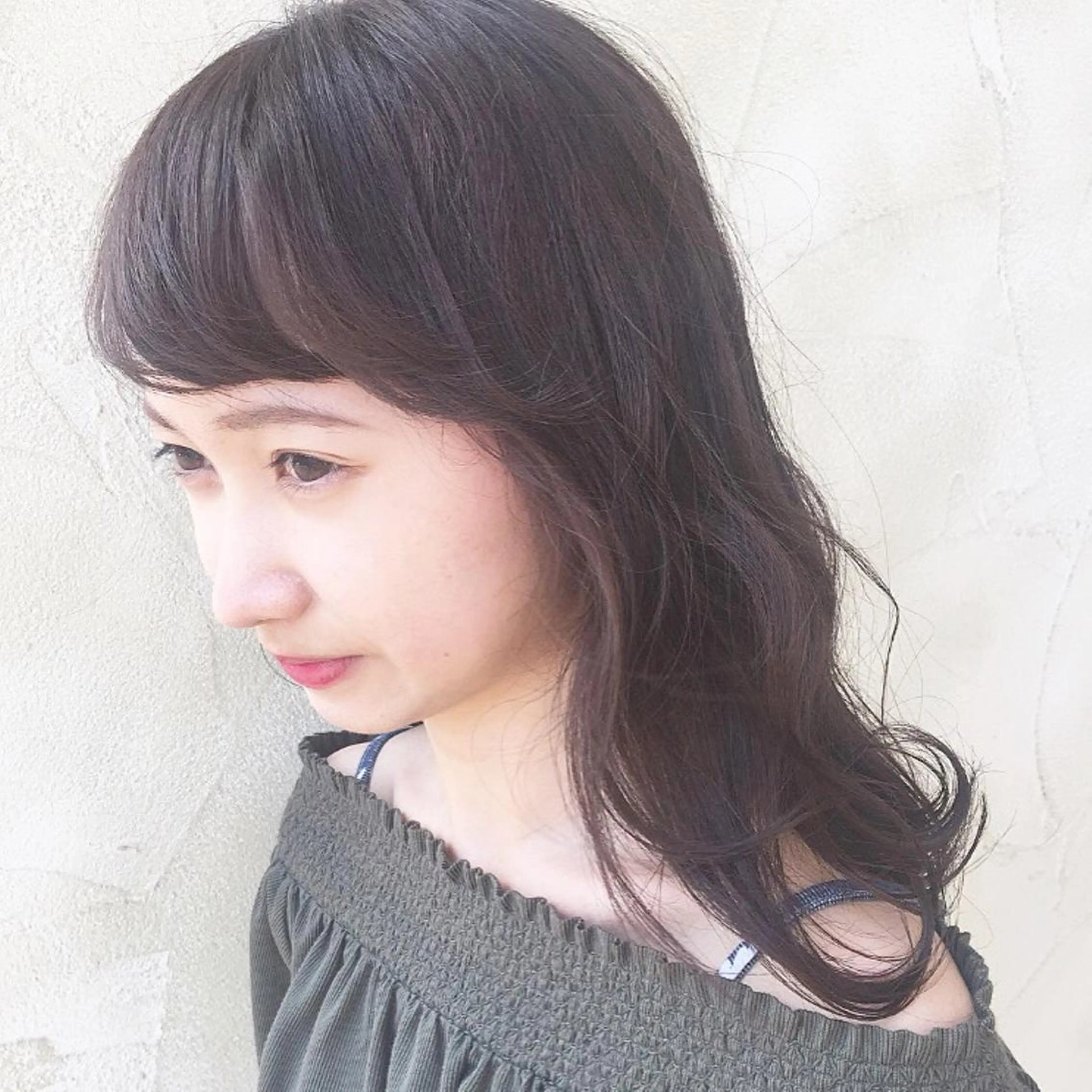 セミロング カラー 岩田 萌那のヘアスタイル