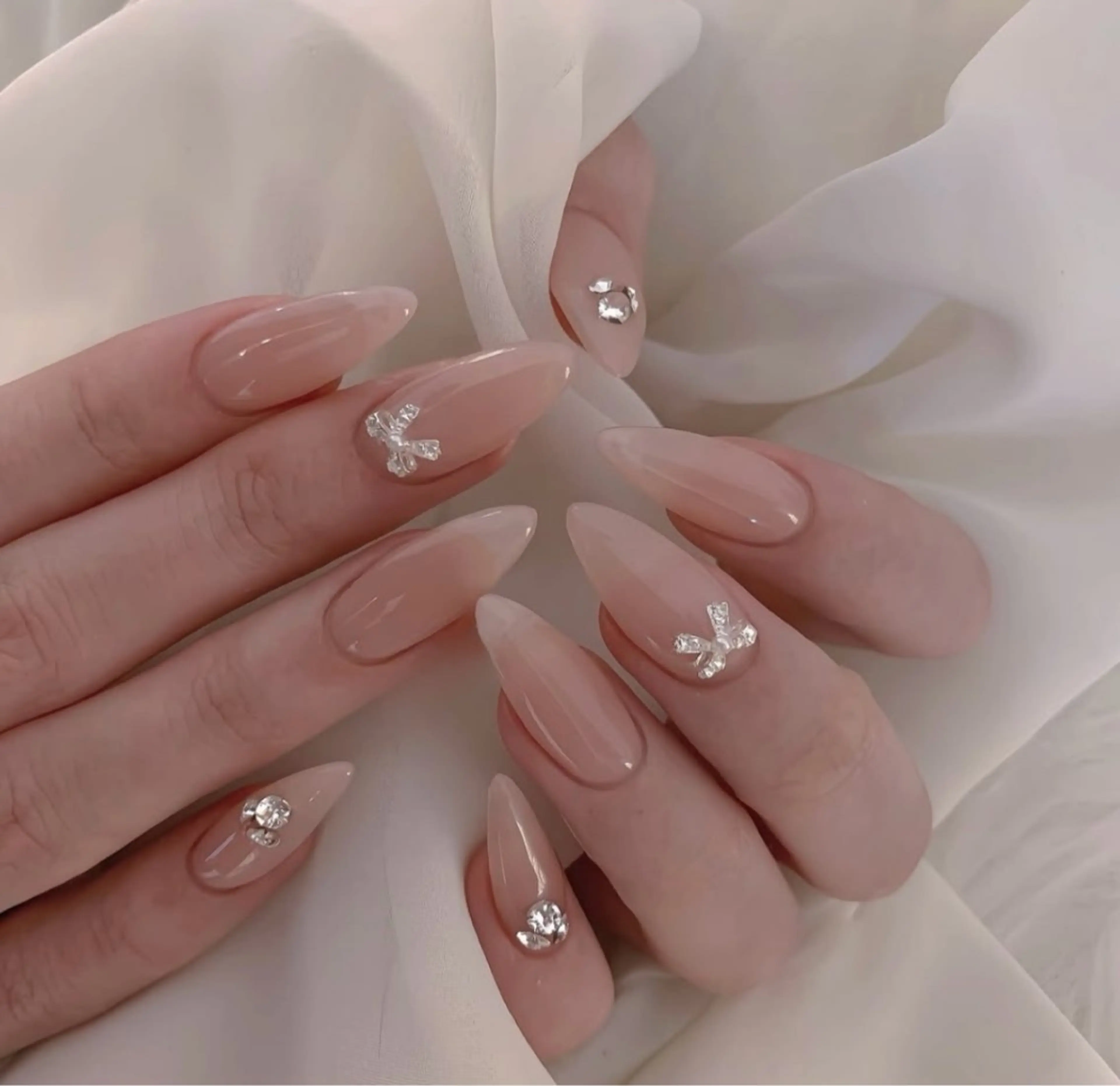 ネイル NailSalon✨ Écrinエクランのネイルデザイン