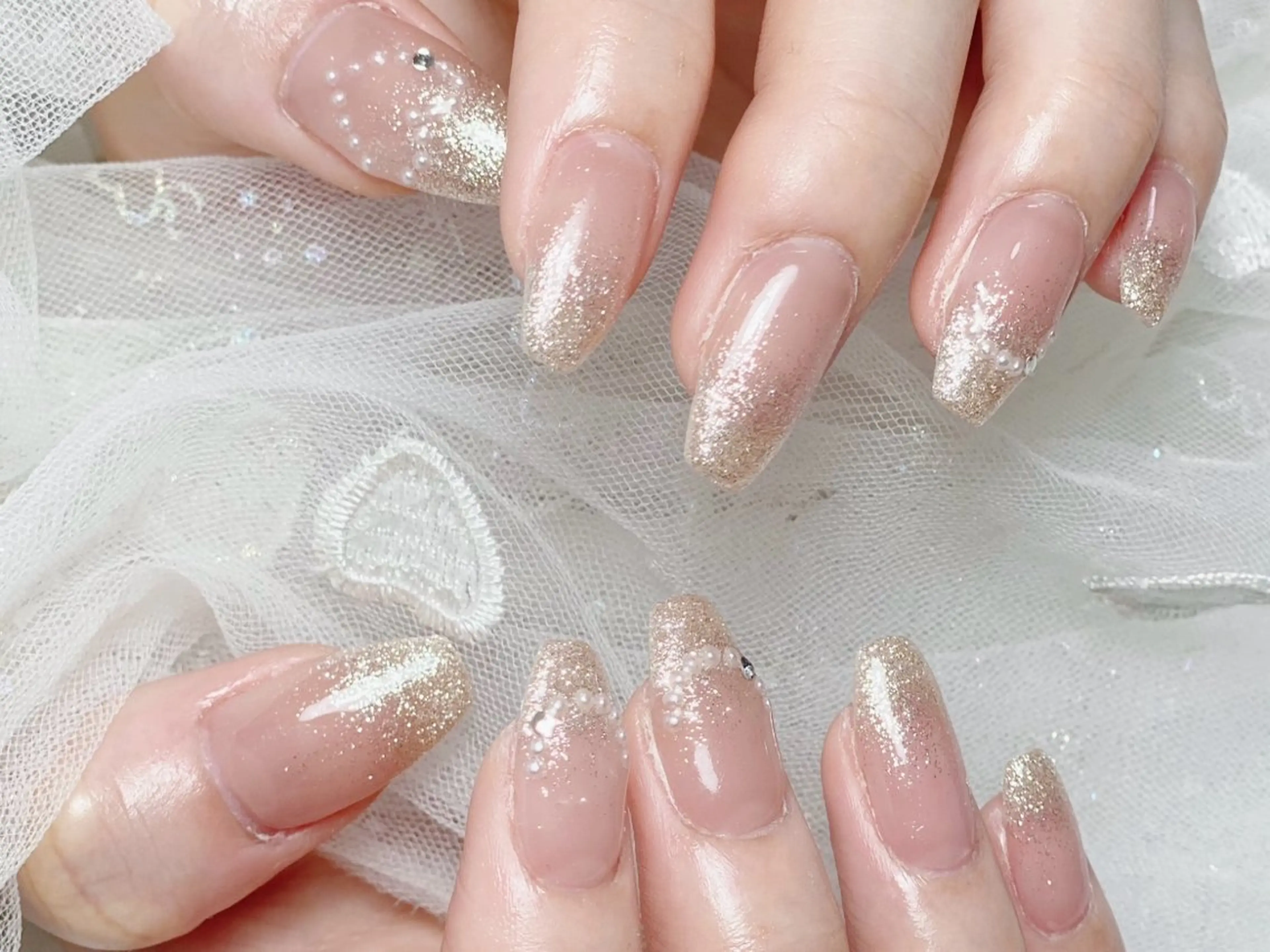 キッズ ネイル ハンドネイル ハンドケア ティアラ ネイルのネイルデザイン