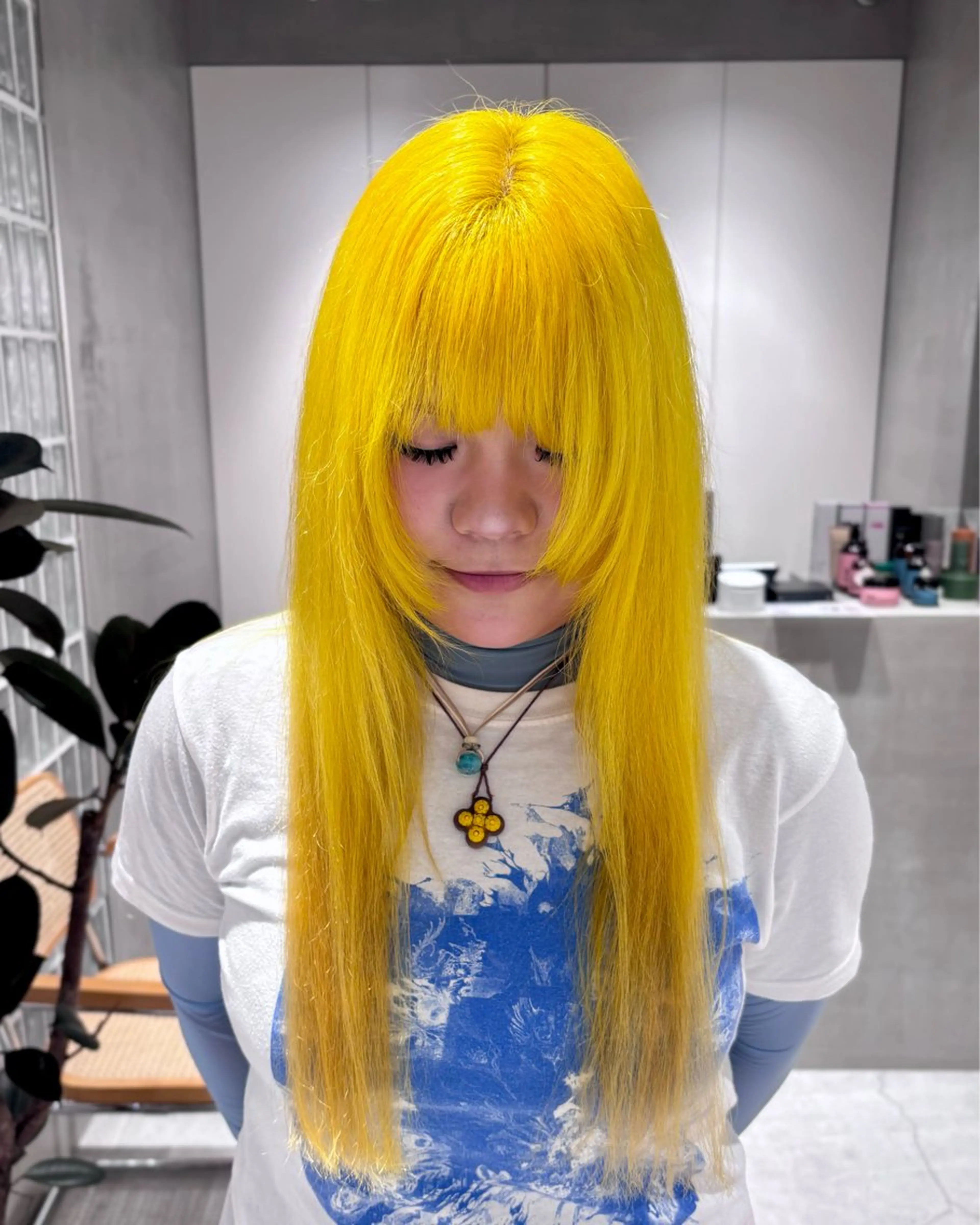 カラー 塔尾 真那のヘアスタイル