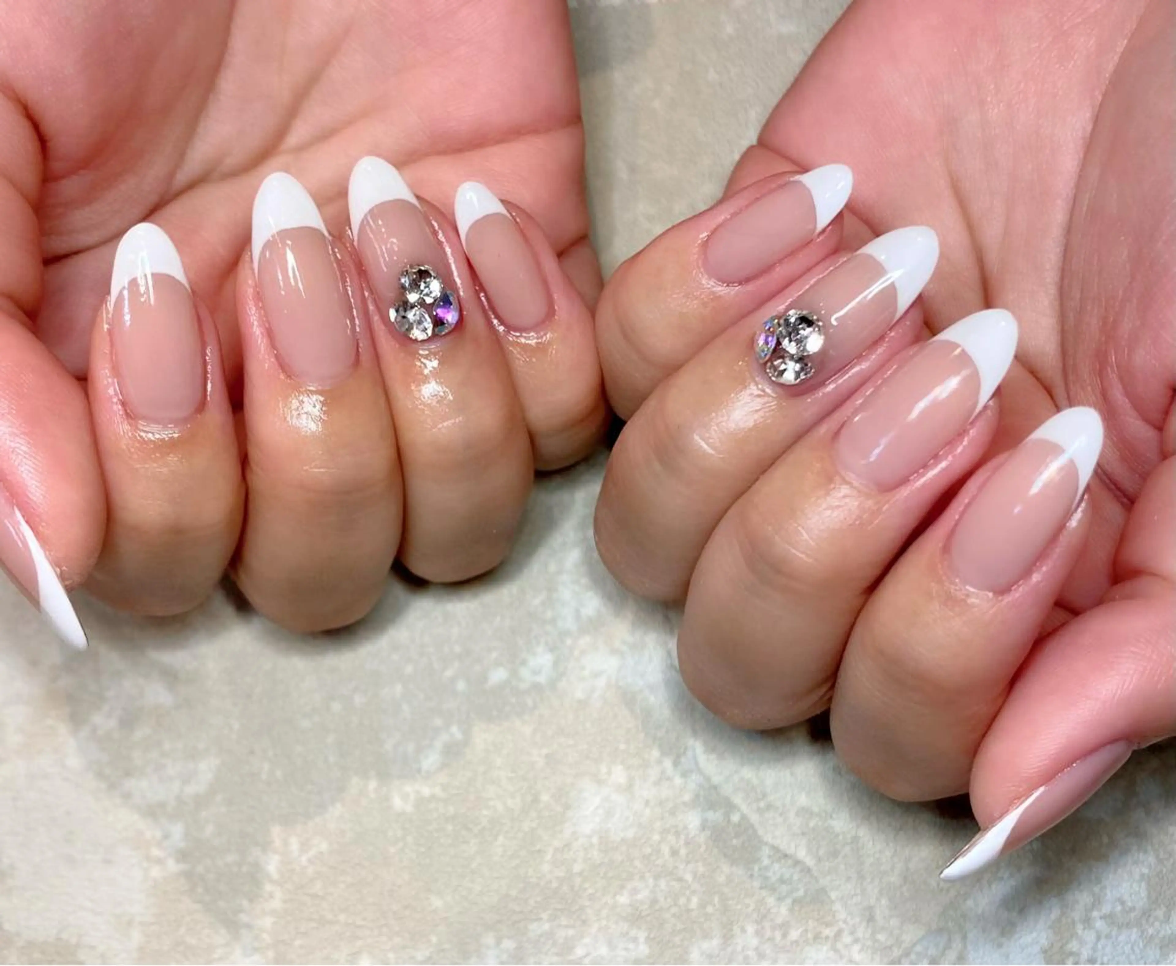 ネイル ストーンネイル ハンドネイル Lino+ ネイル&よもぎ蒸しのネイルデザイン