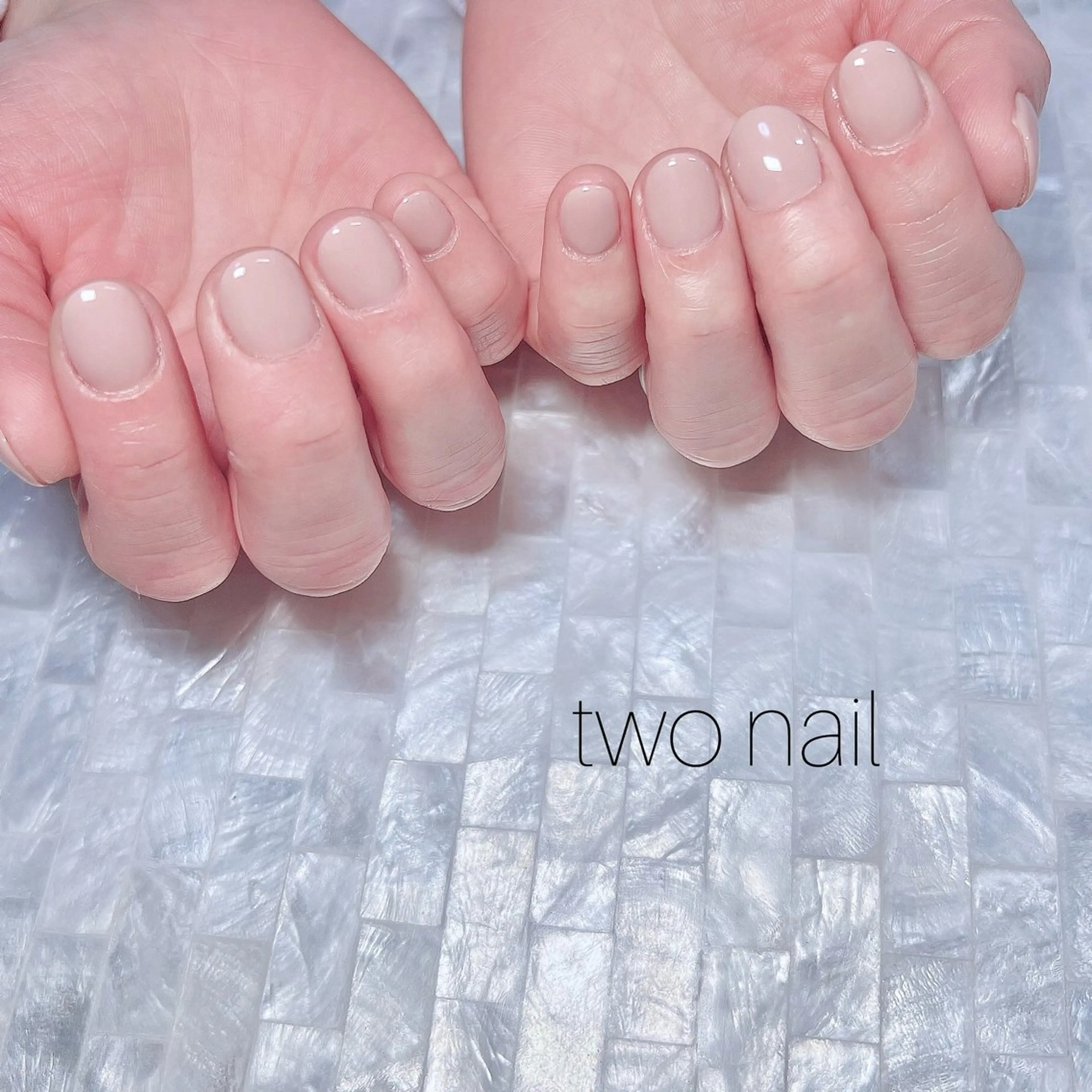 ネイル ネイルチップ ホワイト ハンドネイル two nailのネイルデザイン