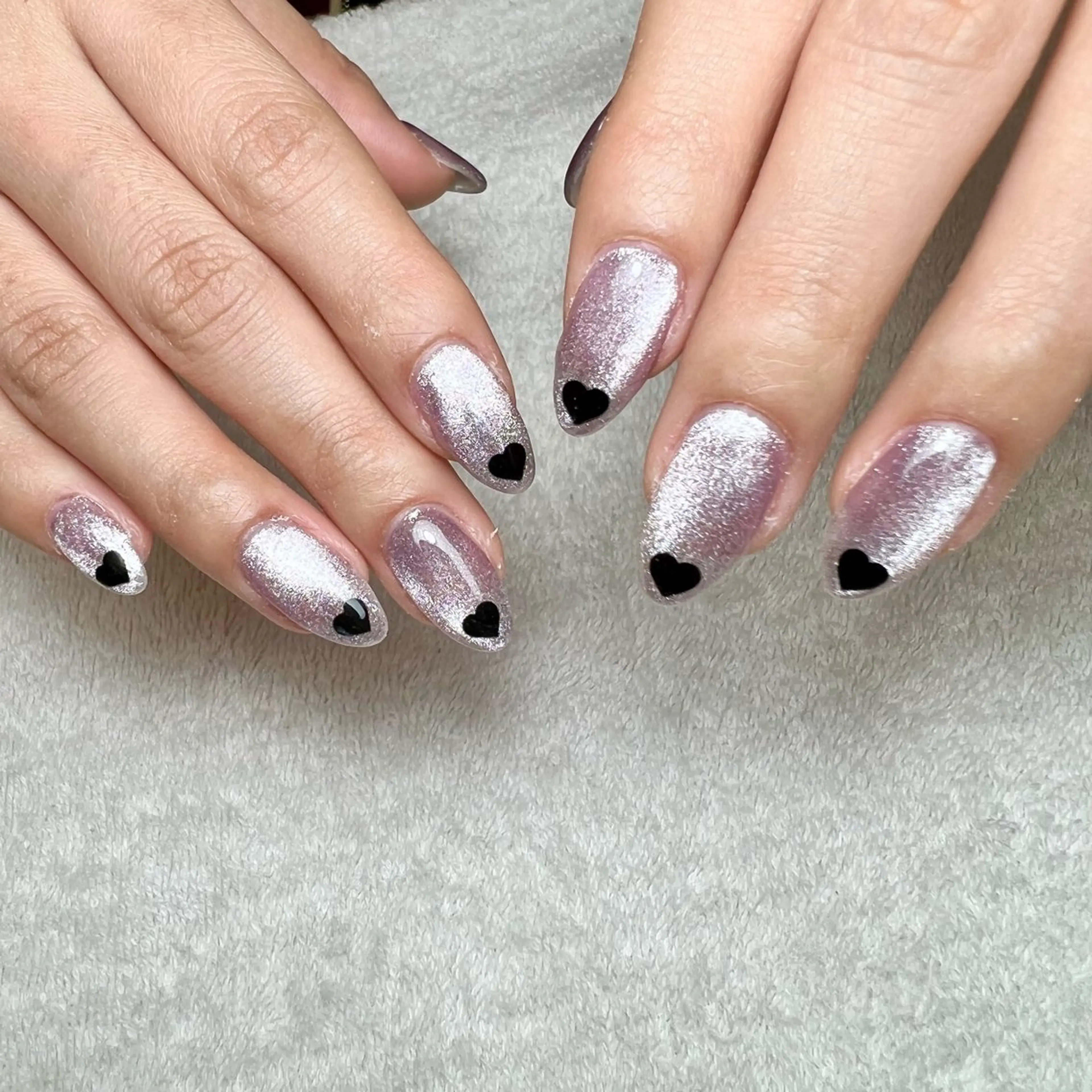 ネイル ハート ホログラムネイル マグネットネイル ハンドネイル COCO+所属・COCO +のエステ・リラクイメージ