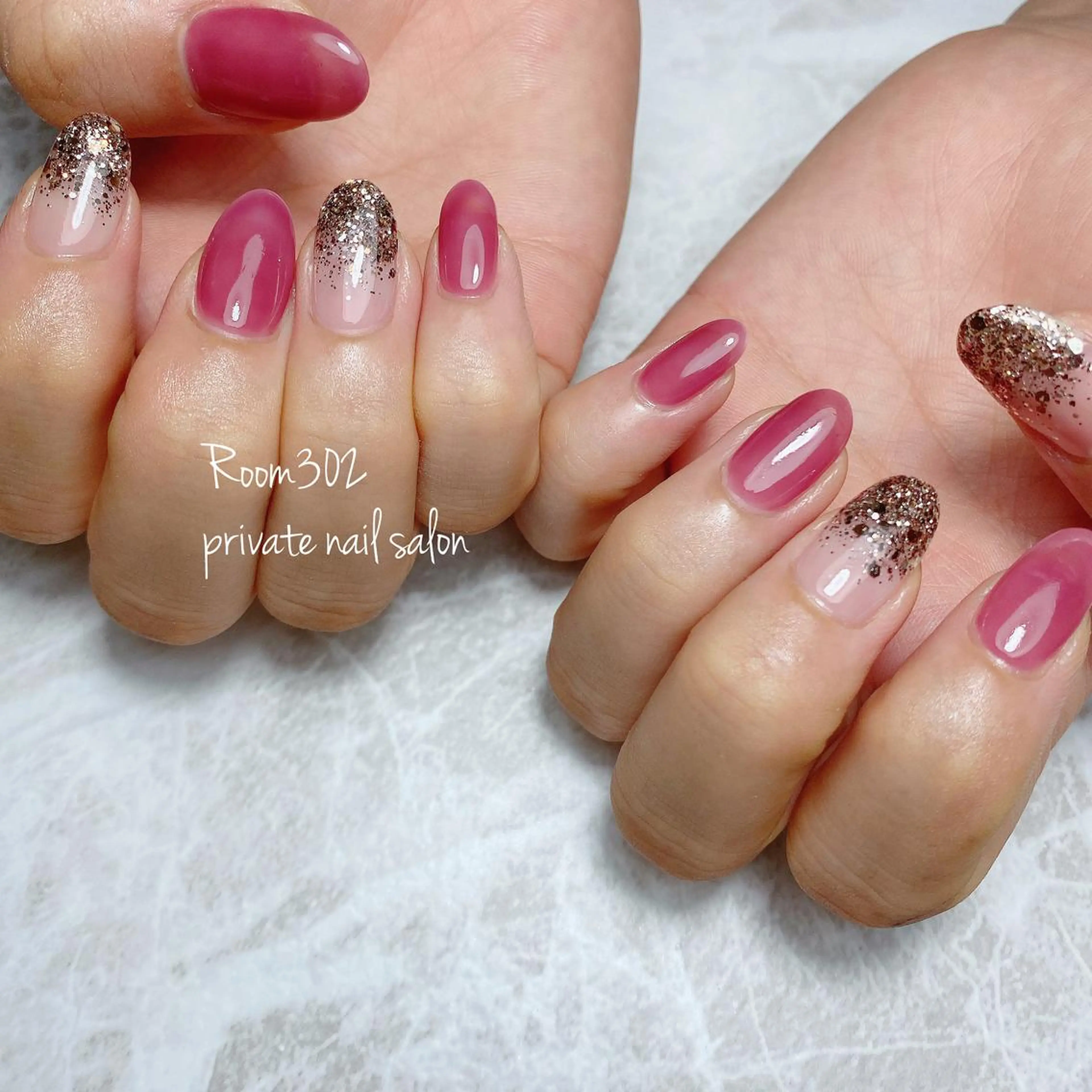 ネイル ラメ(グリッター) ラメグラデーション ワンカラーネイル Room 302のネイルデザイン