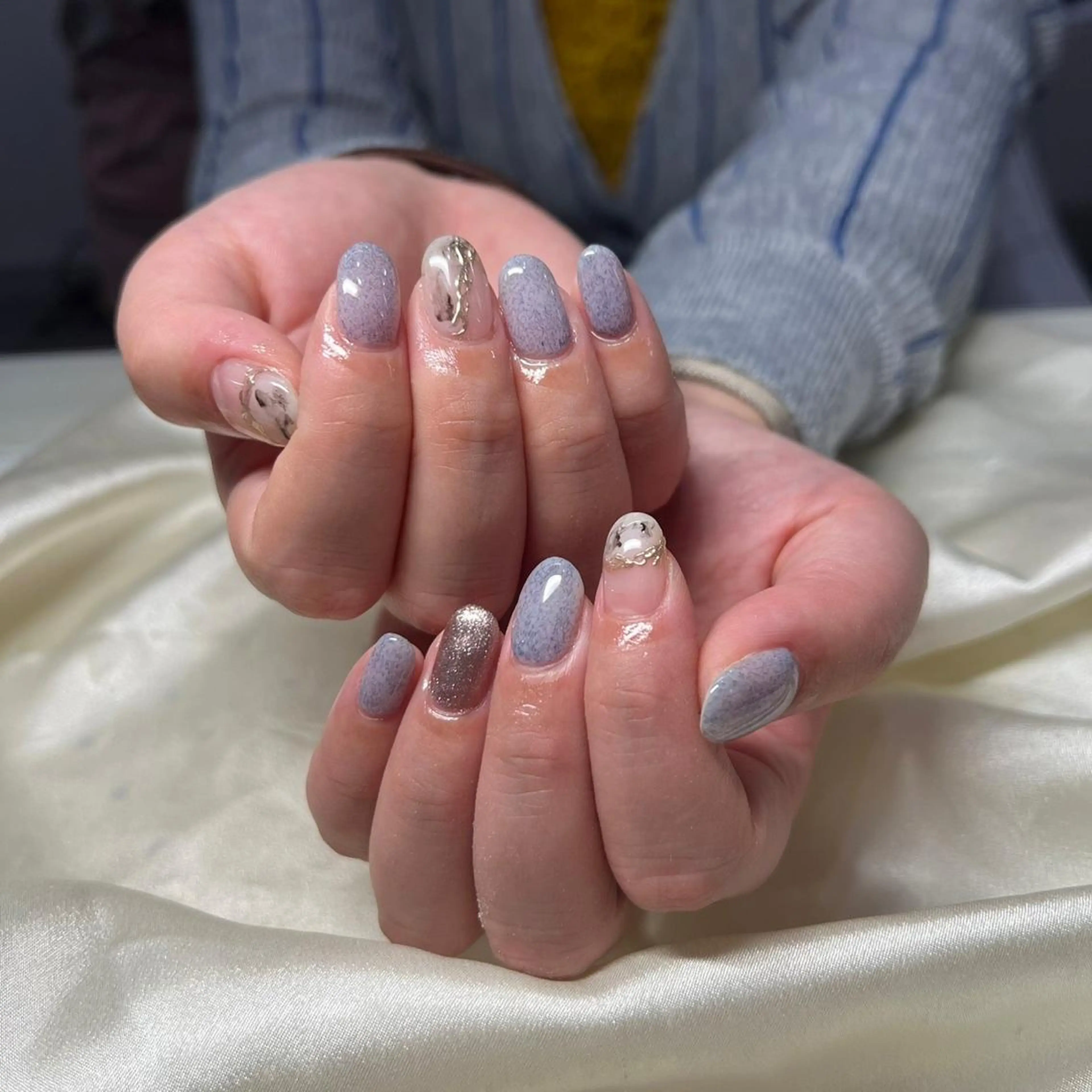 ネイル マツエク・マツパ アイブロウ 眉カラー 韓国風マツエク パリジェンヌラッシュリフト まつげパーマ ワンホンマツエク ハンドネイル Nail&eye Belire 新宿のネイルデザイン