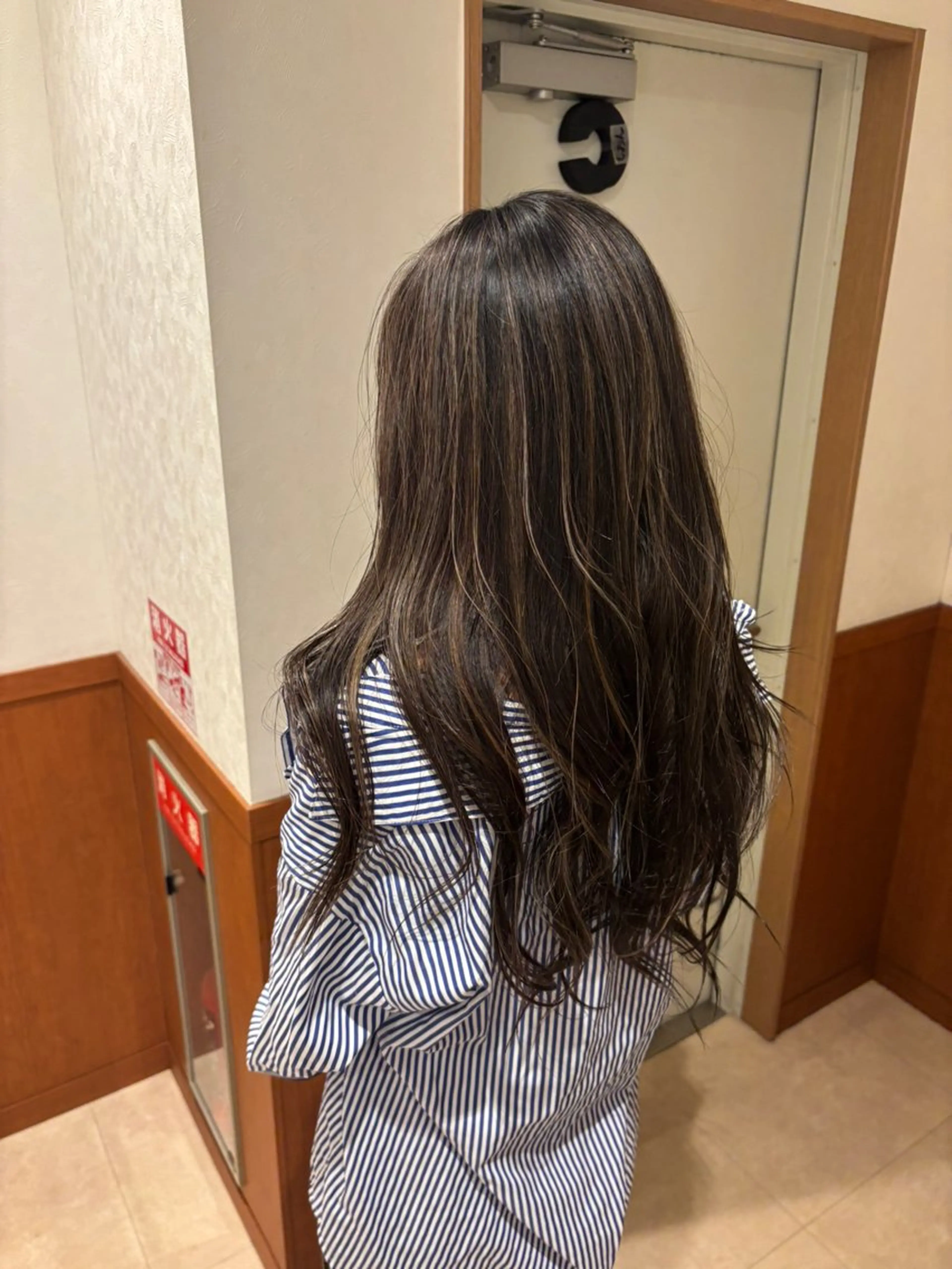 カラー ハイライトカラー 📍奈良/ 佐藤有哉のヘアスタイル