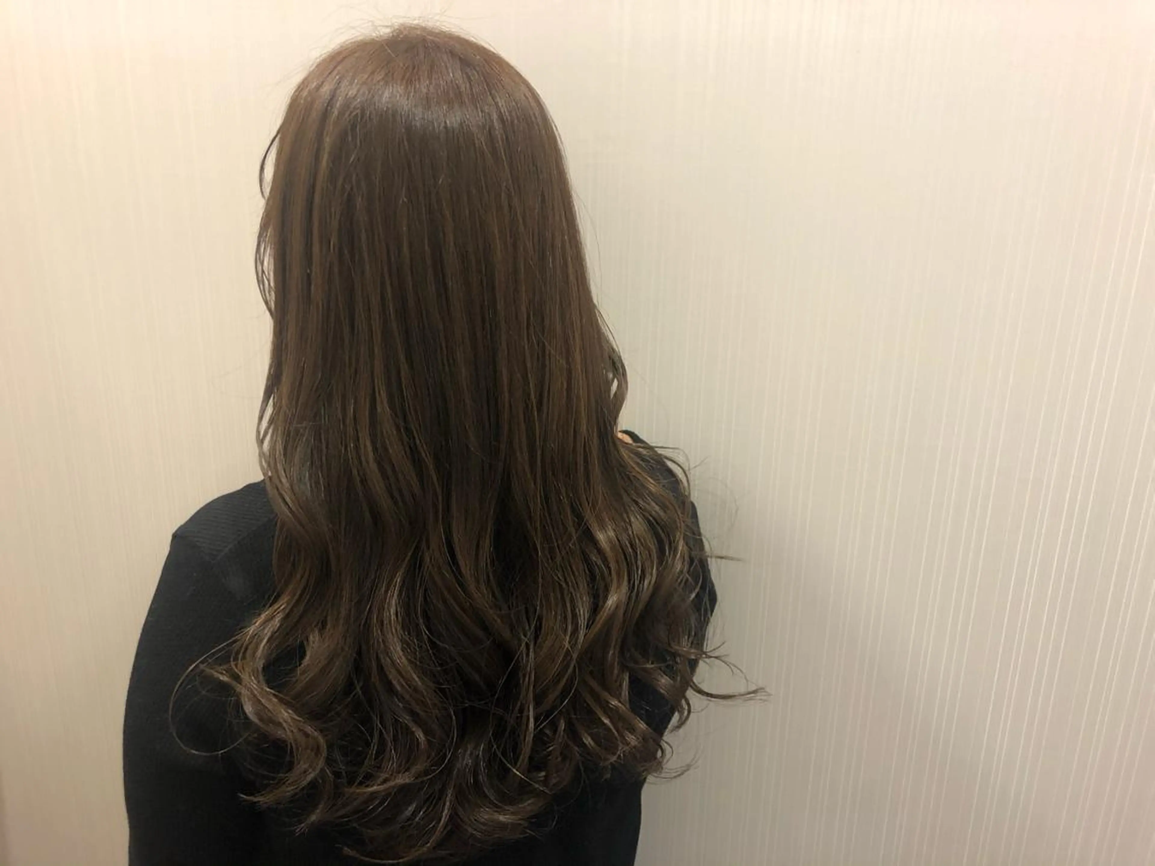 セミロング ヘアカラー 小森谷 亮太のヘアスタイル