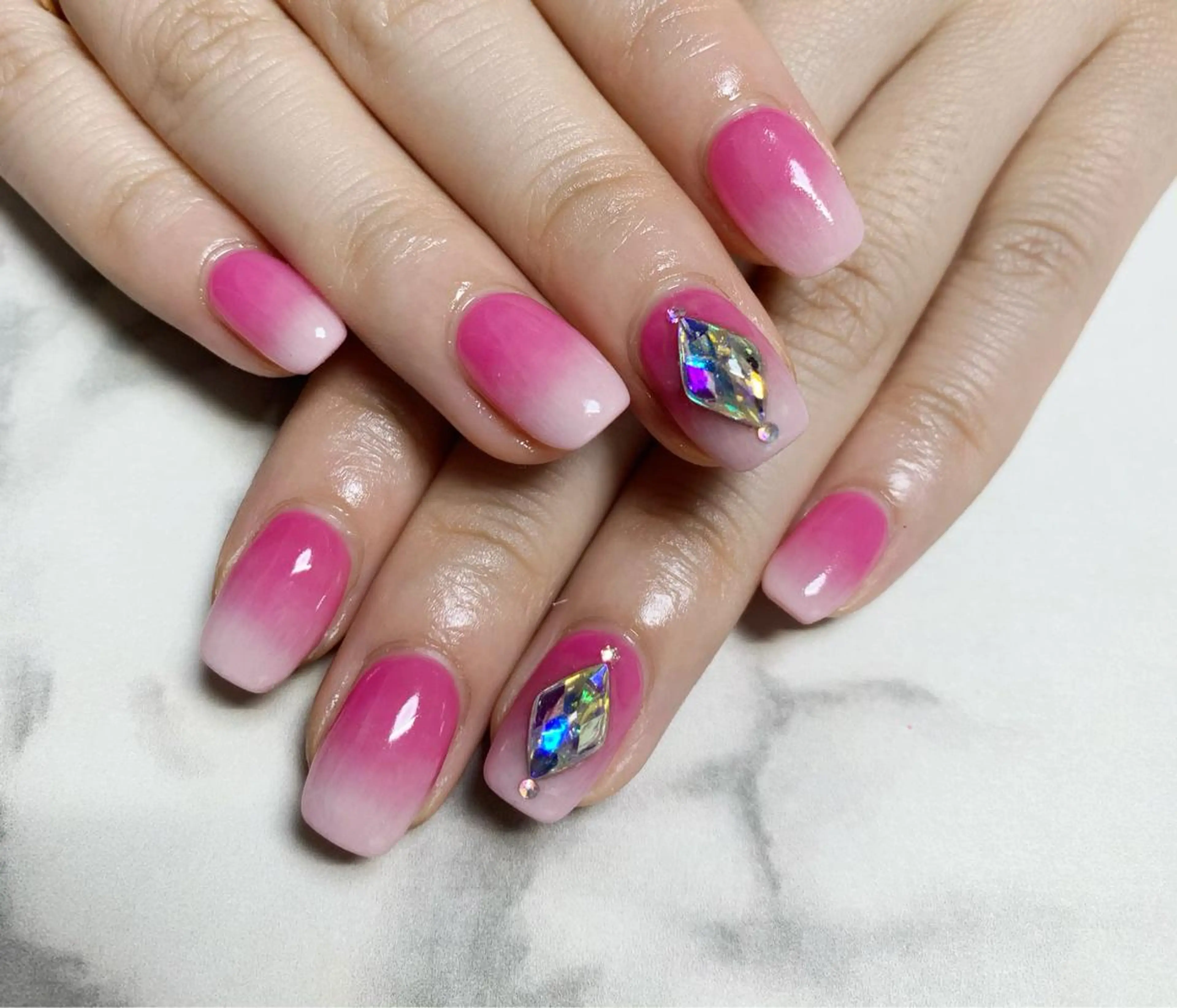 ネイル ハンドネイル nail salon en familleのネイルデザイン