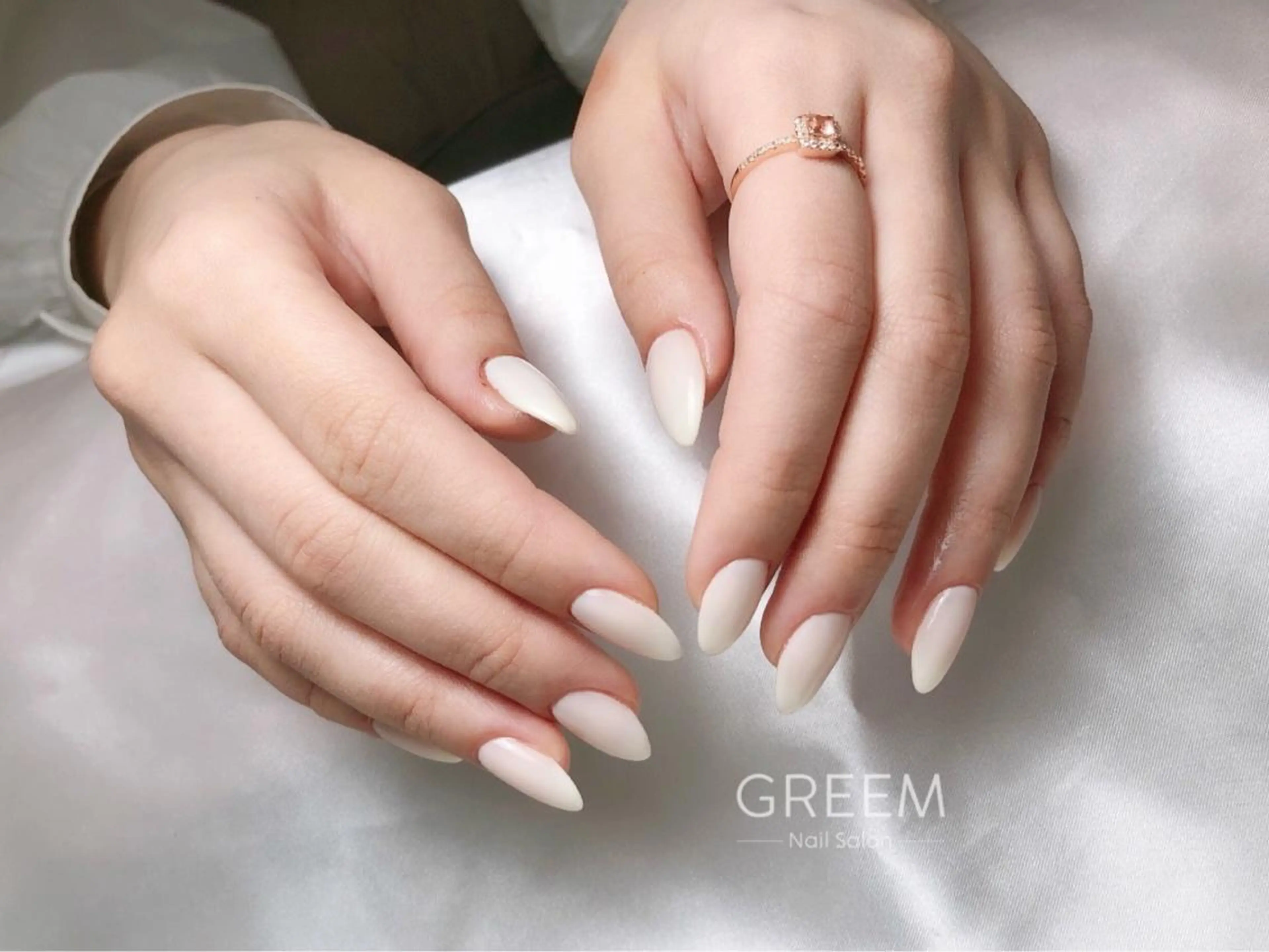 ネイル ワンカラーネイル シンプルネイル ハンドネイル GREEM グリームのネイルデザイン