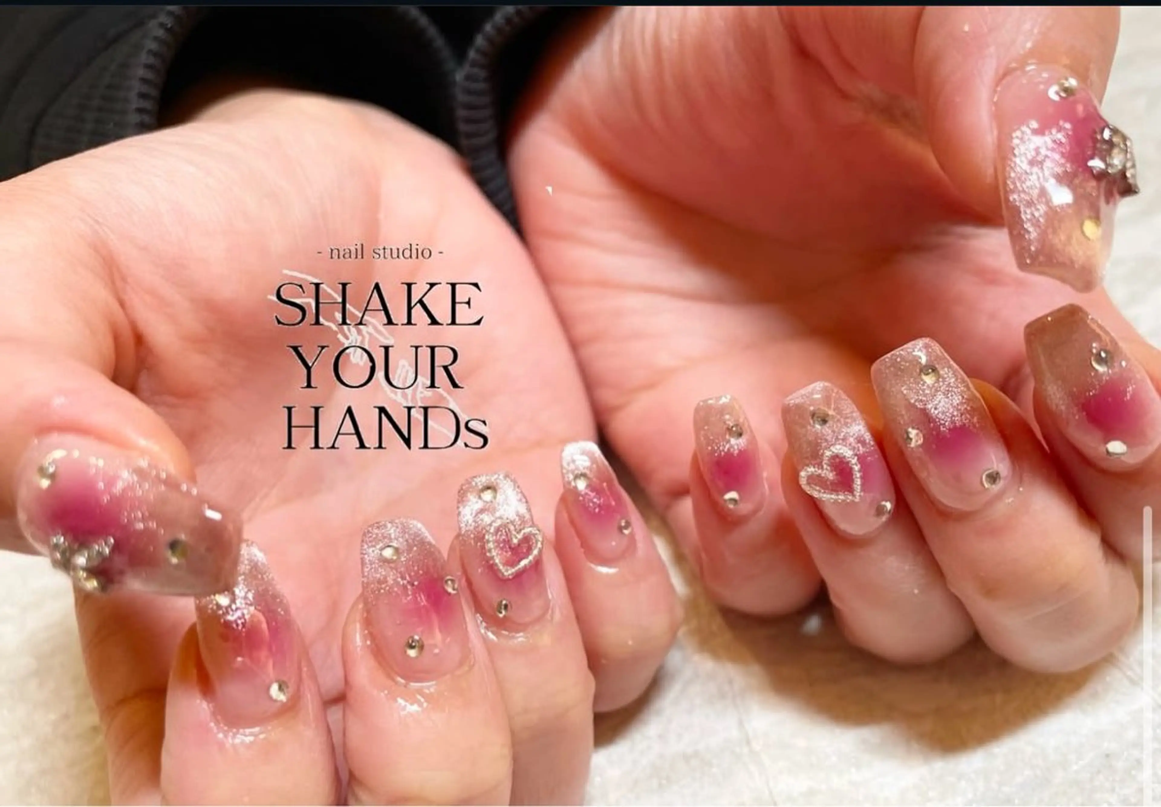 ネイル チークネイル バレンタイン ネイルスタジオ シェイクユアハンズのネイルデザイン