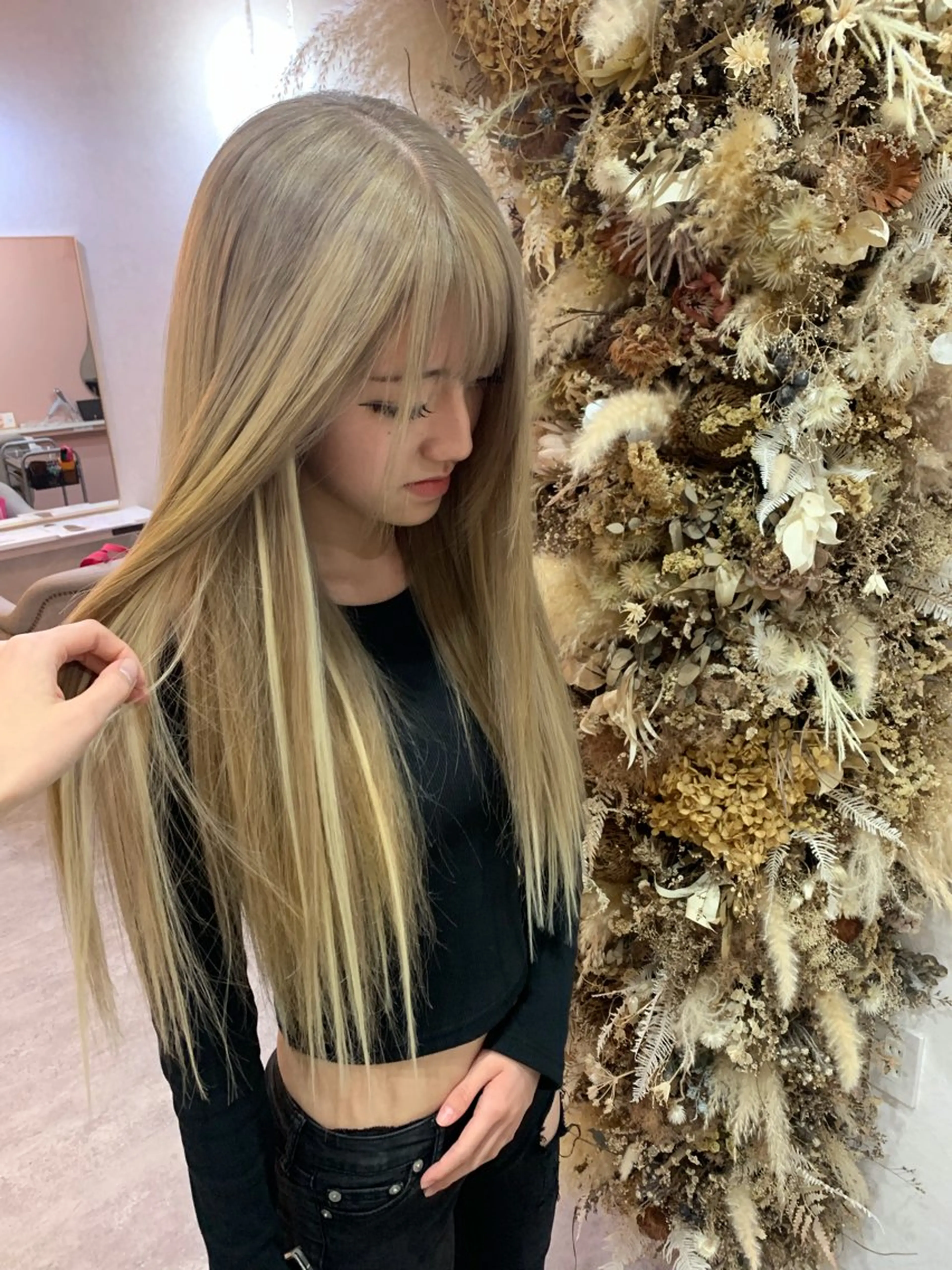 ロング カラー ヘアカラー yuumi 👱🏻‍♀️のヘアスタイル