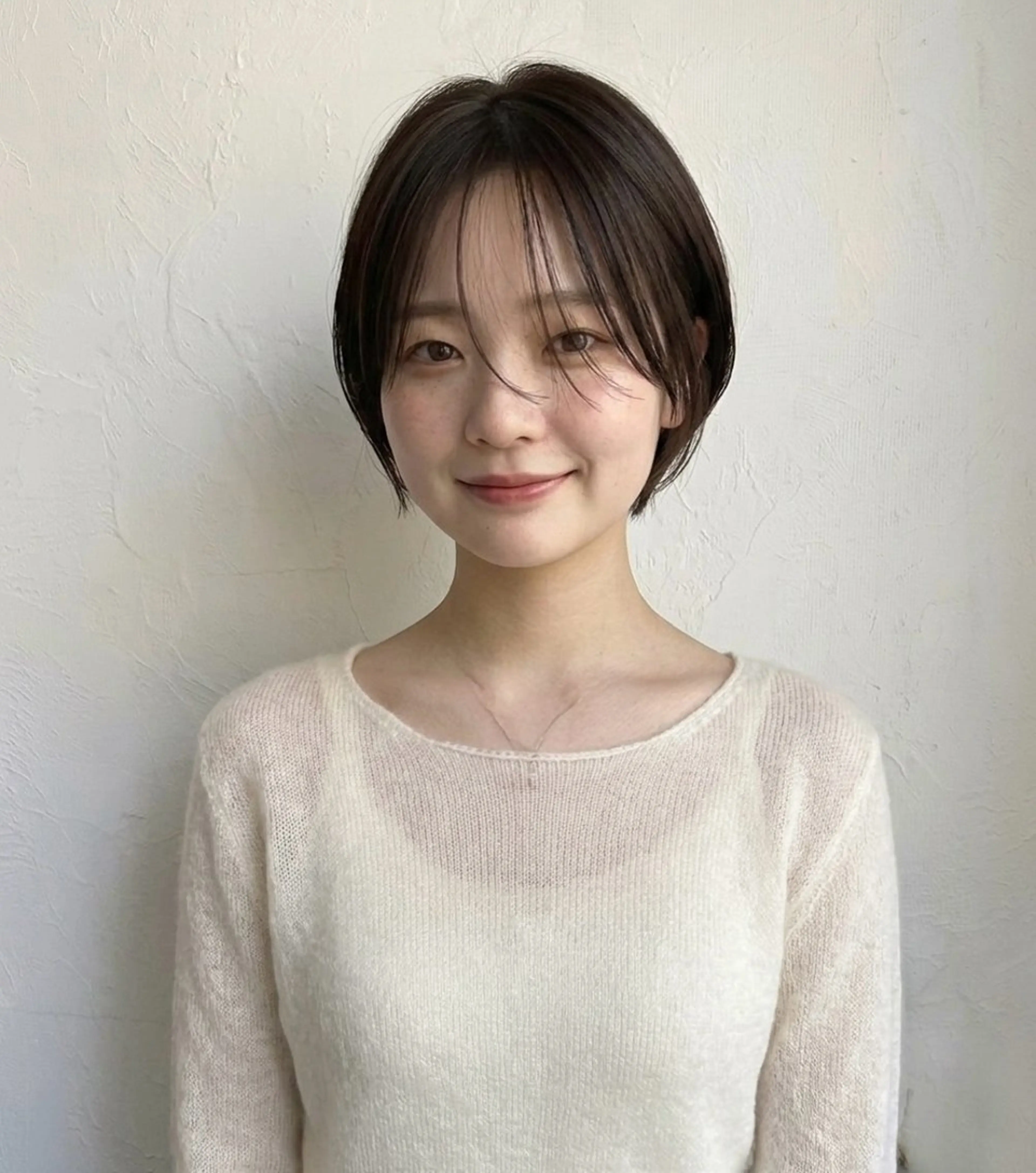🧺ショートカット+透明感カラー+水分パックトリートメント（U25女性限定）の写真